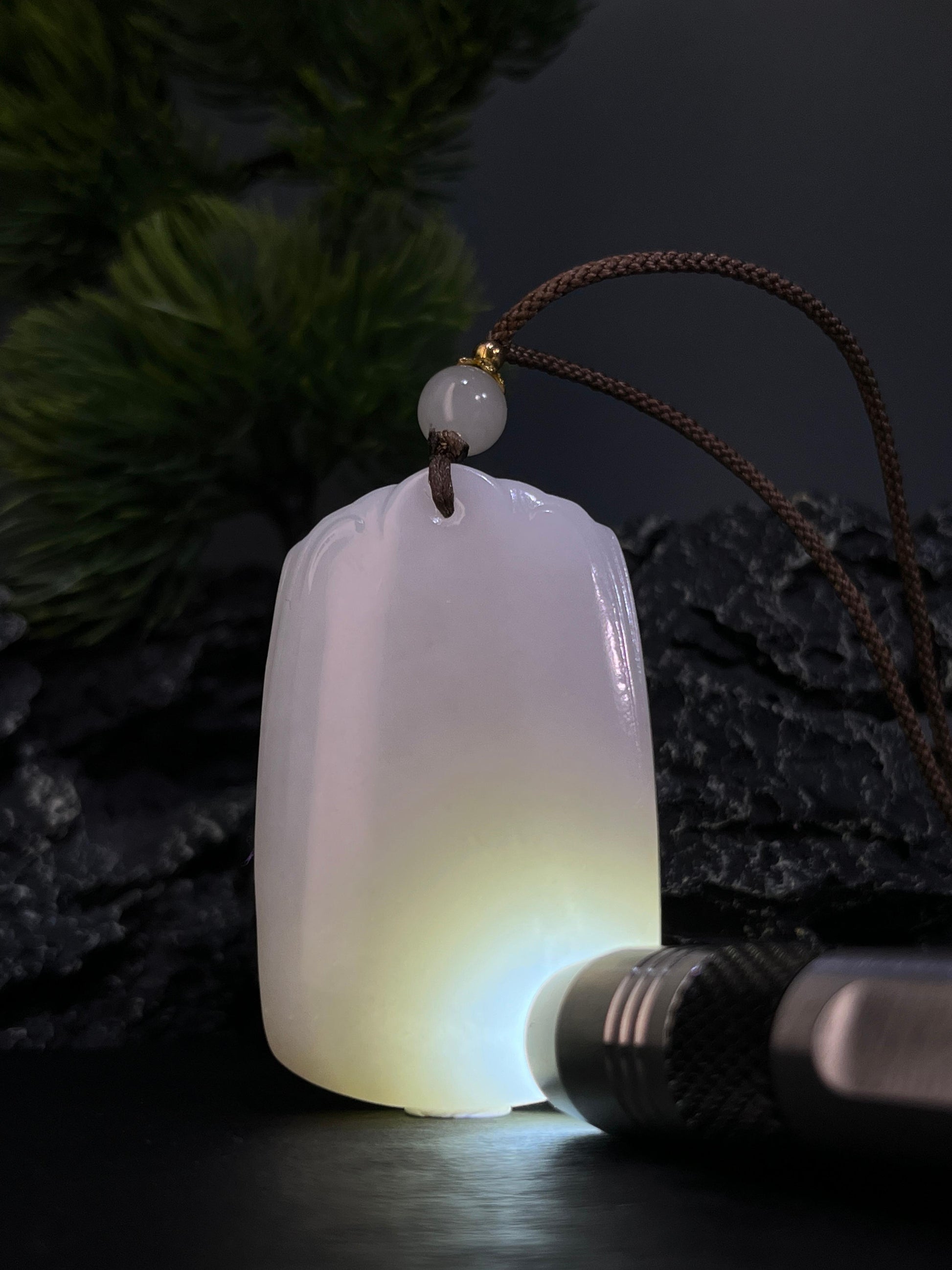 和田玉山料无事牌（yc228799）