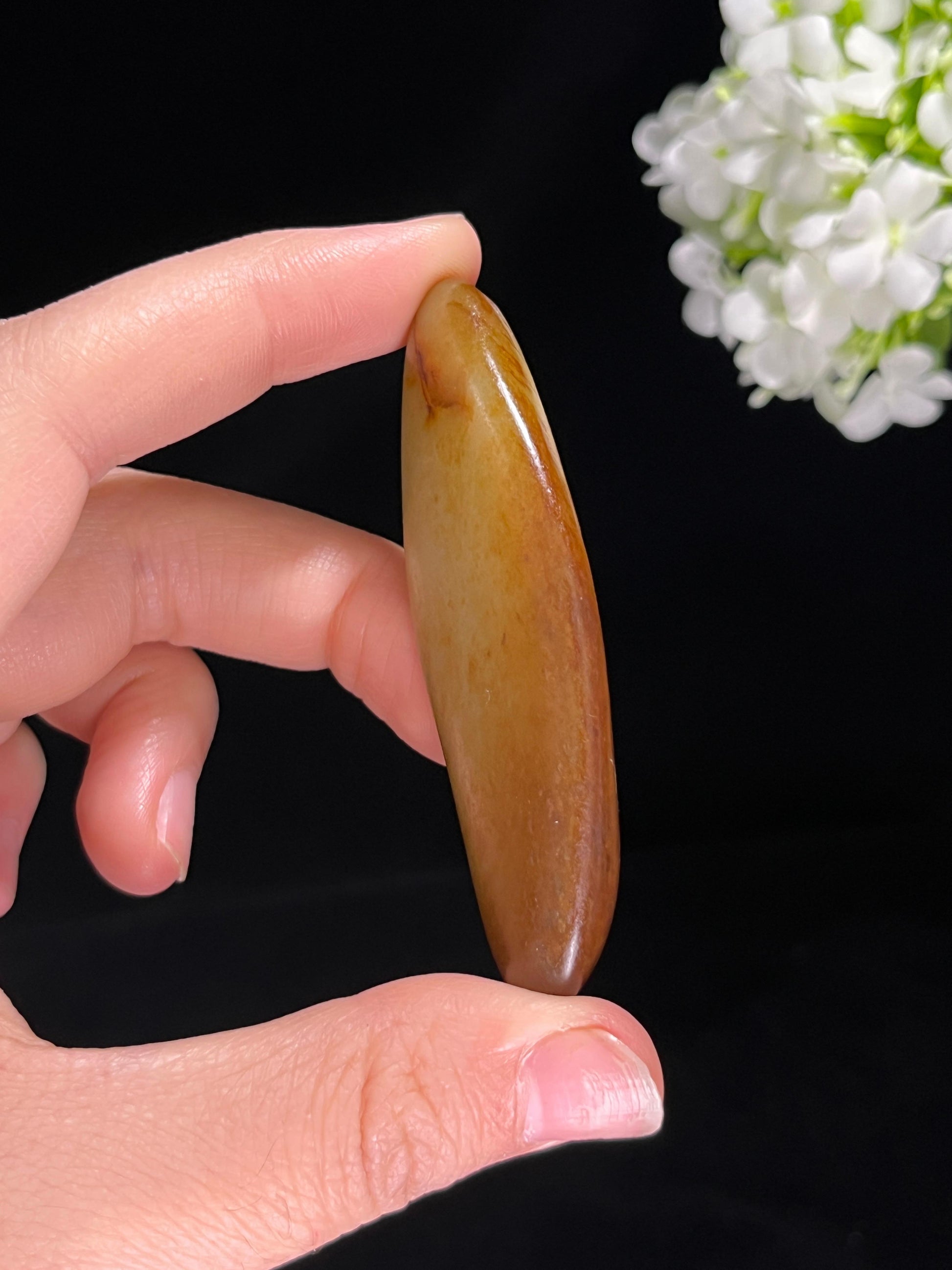 新疆和田玉红沁油皮洒金皮籽料原石（yc255471）