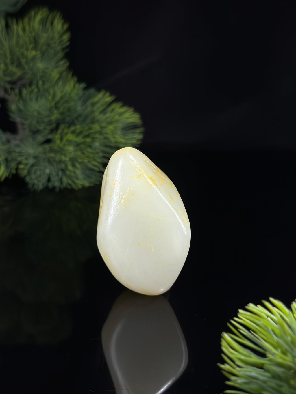 新疆和田玉白玉洒金皮精品籽料手把件（yc478913）