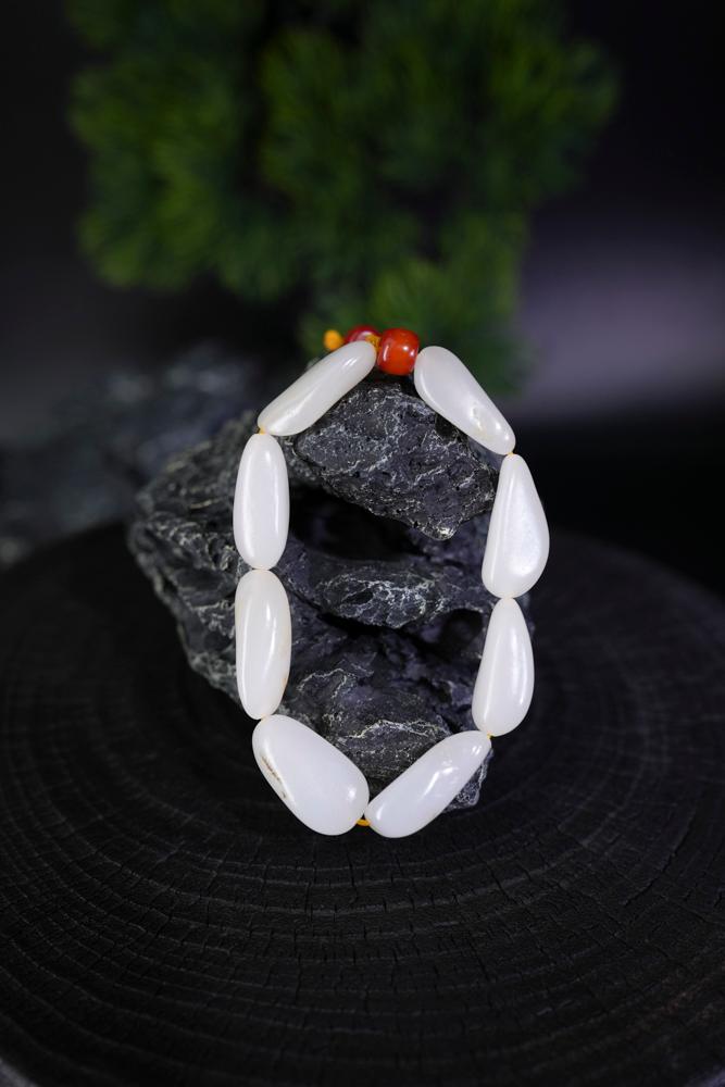 新疆和田玉高青白籽料手串（原籽无修）（yc229774）