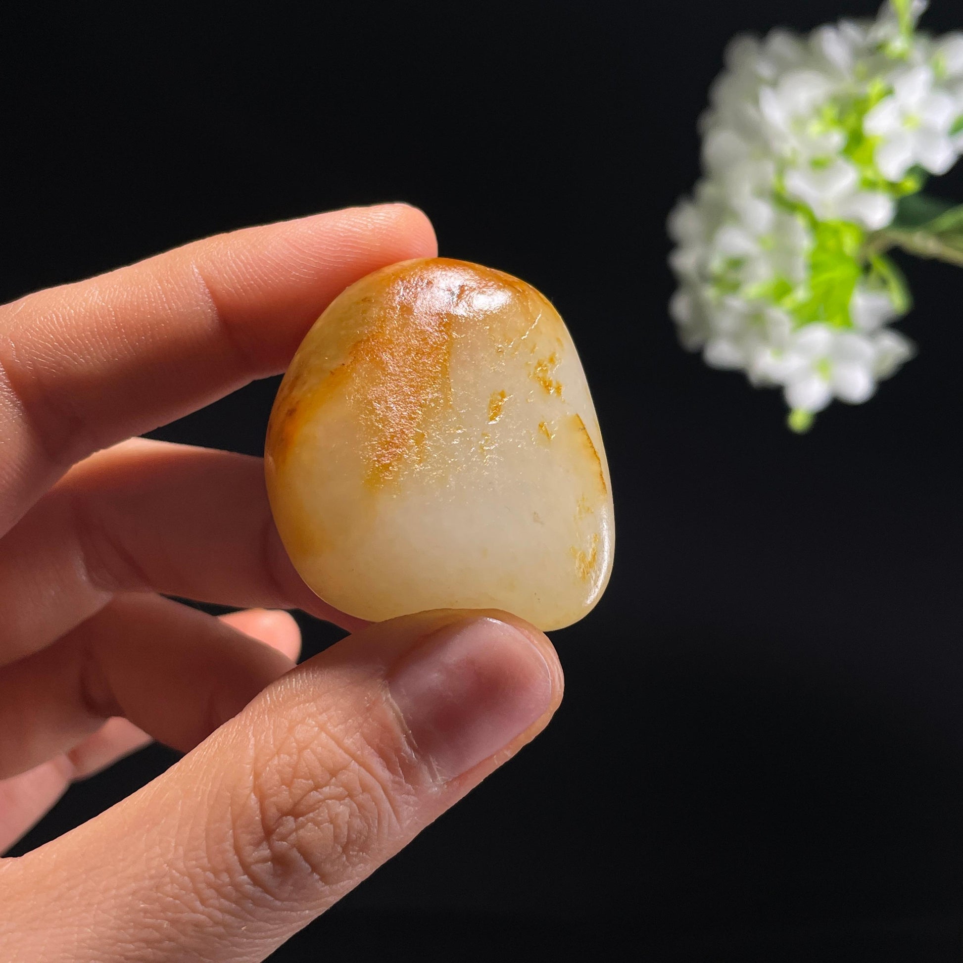 和田玉白玉“静山浮金”洒金聚黄皮籽料（yc324395）