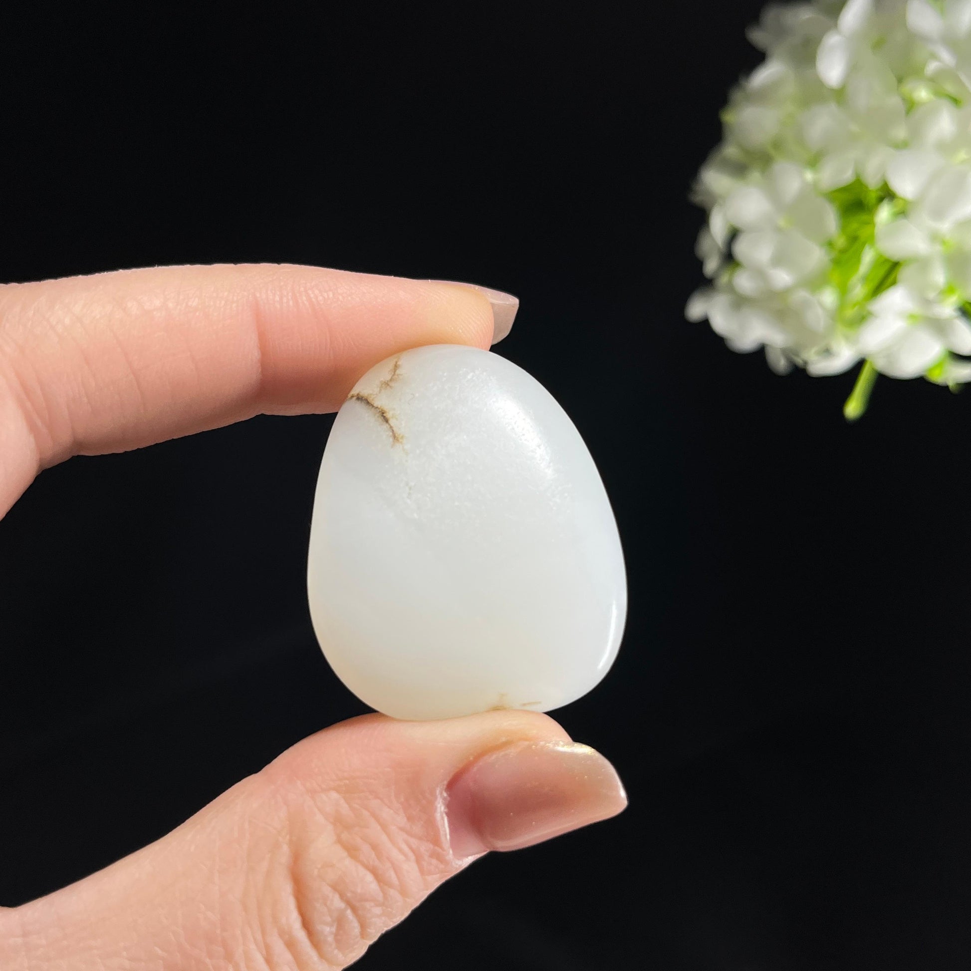 和田玉白玉“一缕秋痕”秋梨皮籽料（yc353888）