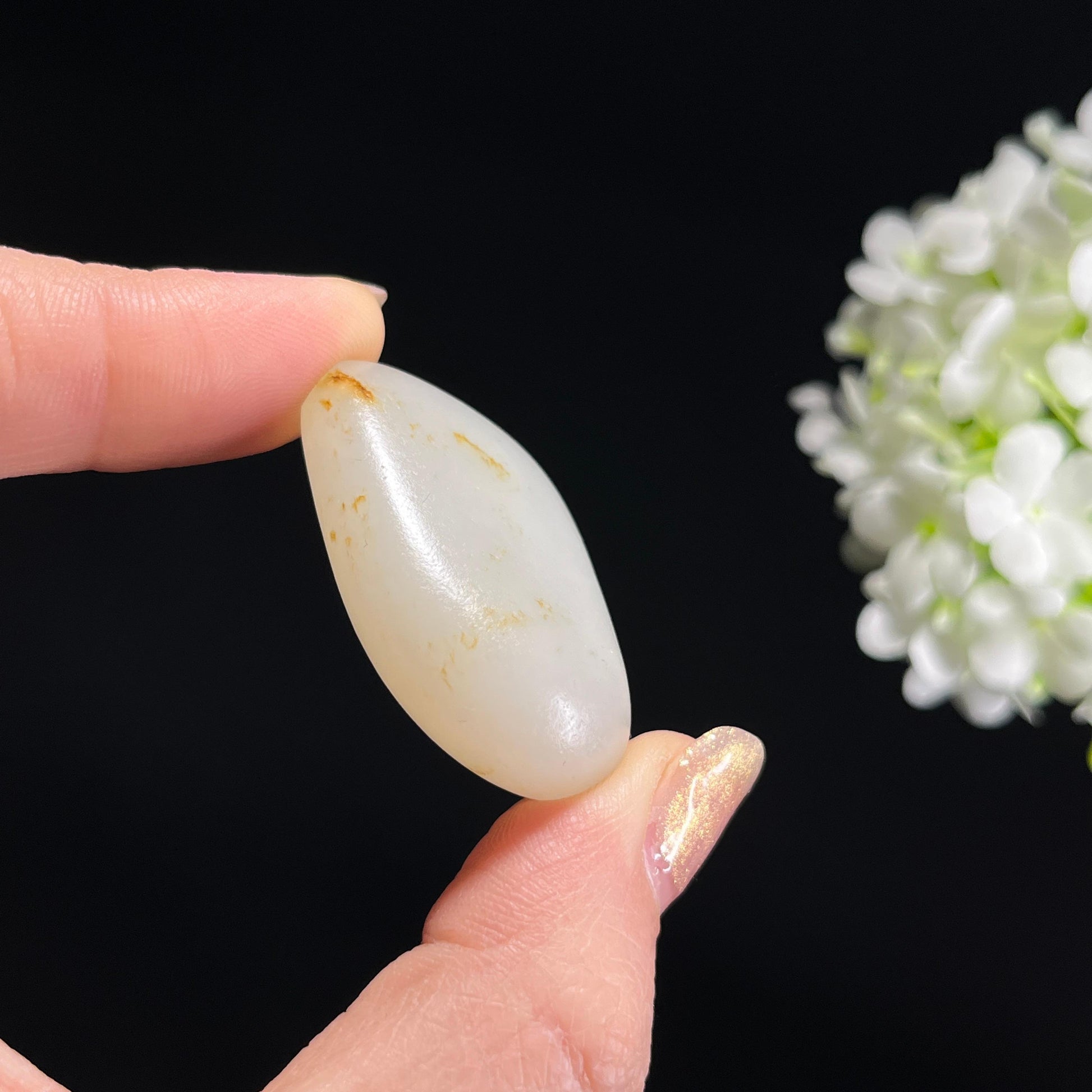 和田玉 “白玉洒金・润韵天然籽料原石”（yc307362）