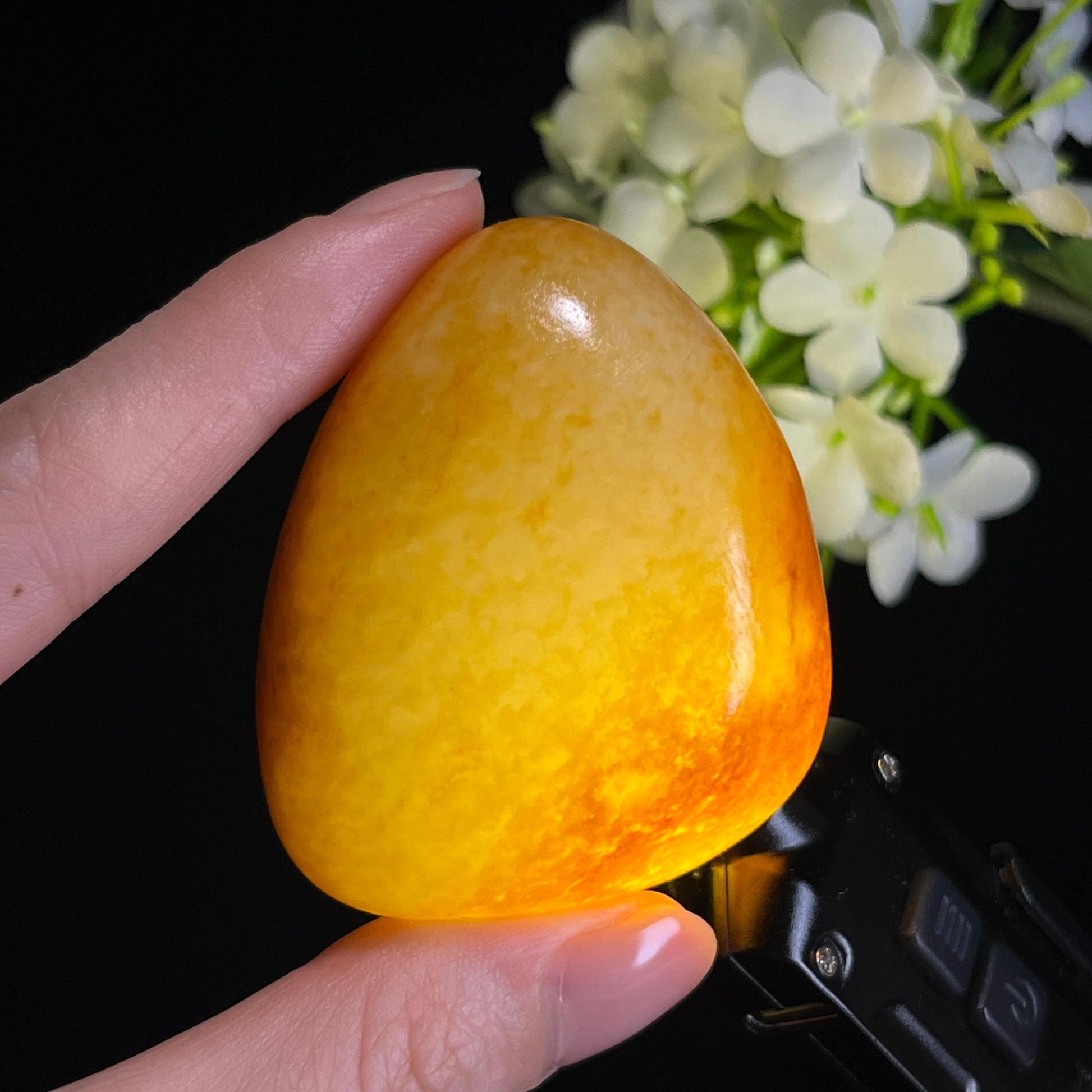 和田玉暖白种“寿桃暖玉”红皮白肉籽料（yc332290）
