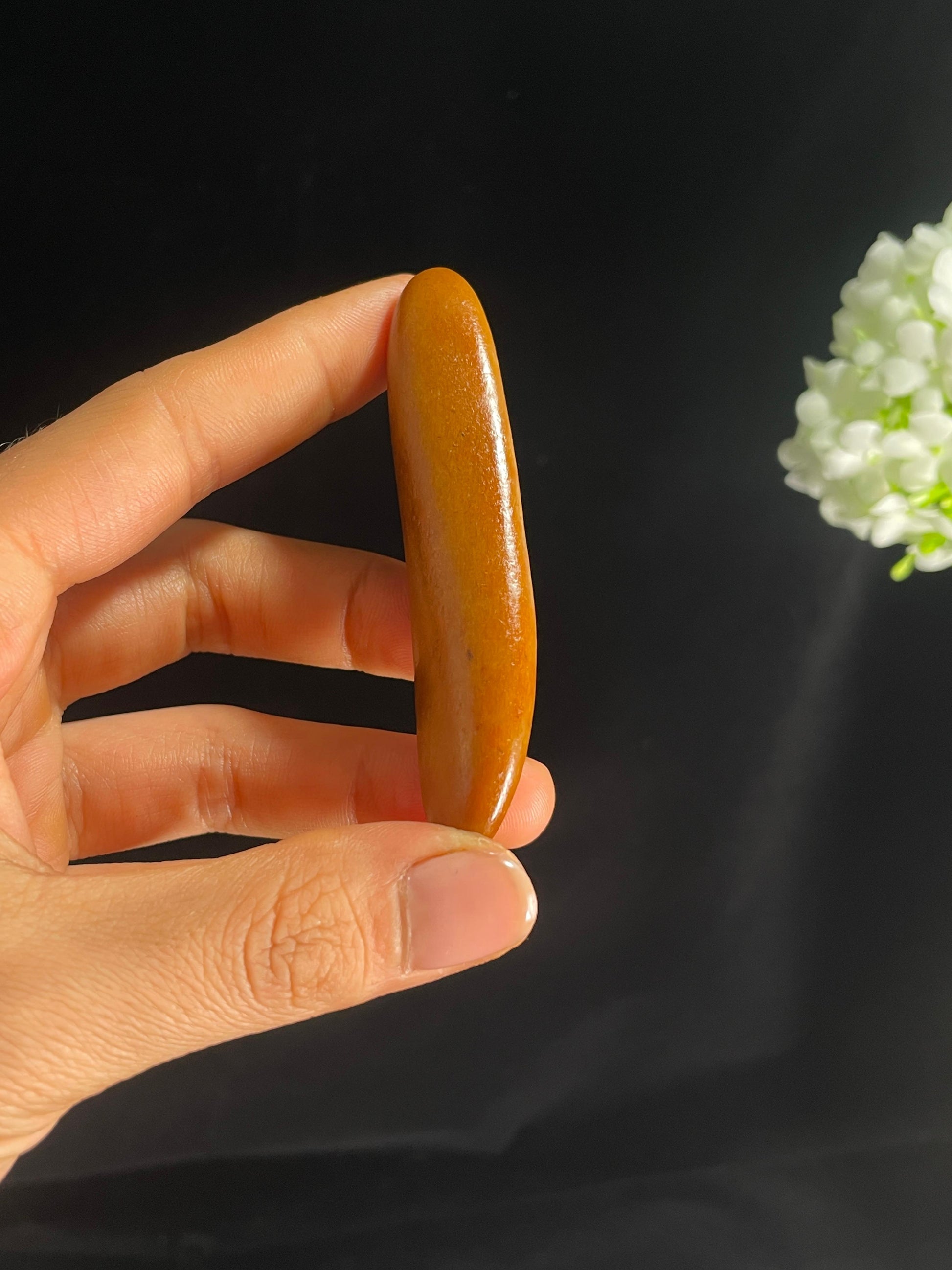 新疆天然和田玉籽料原石黄沁挂件2（yc266540）