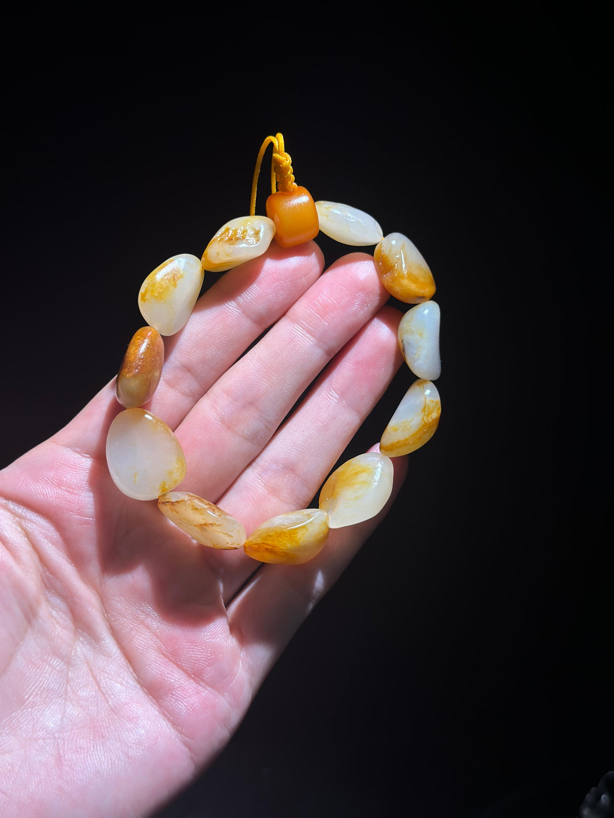 新疆和田玉精品红皮洒金皮原籽手串（11颗）（yc748593）