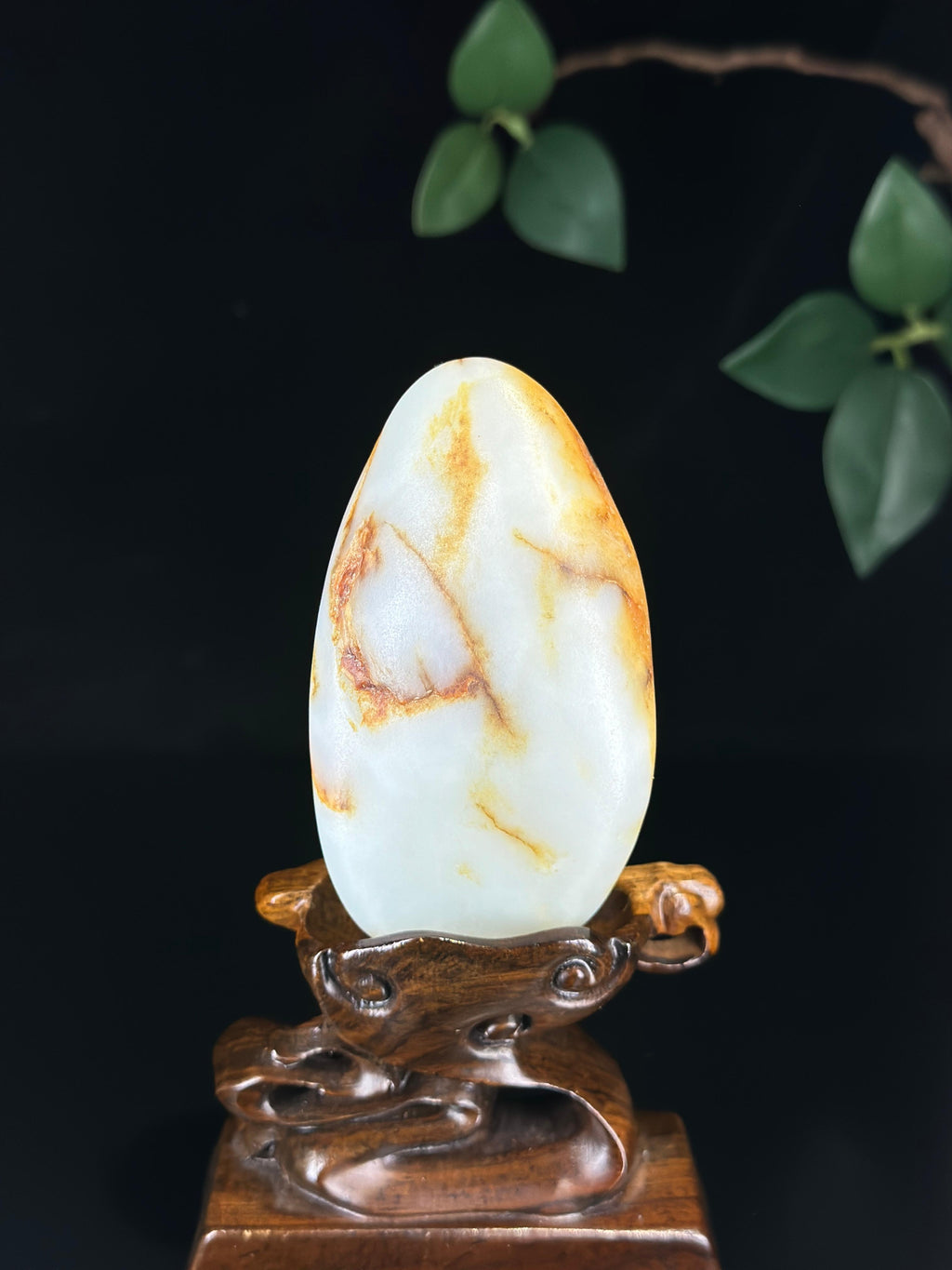 珍品新疆和田玉白沙枣红皮籽料原籽手把件（yc774143）