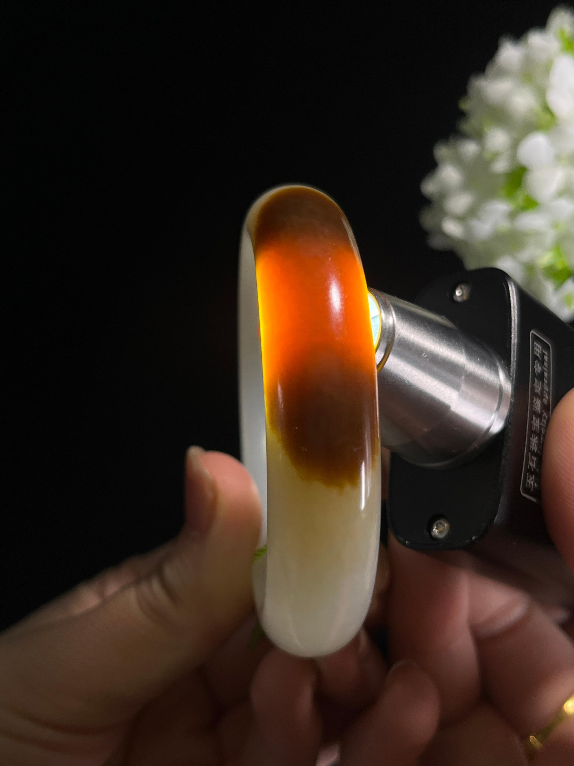 新疆天然和田玉“秋云染玉”且末糖白手镯（卡55）（yc278470）