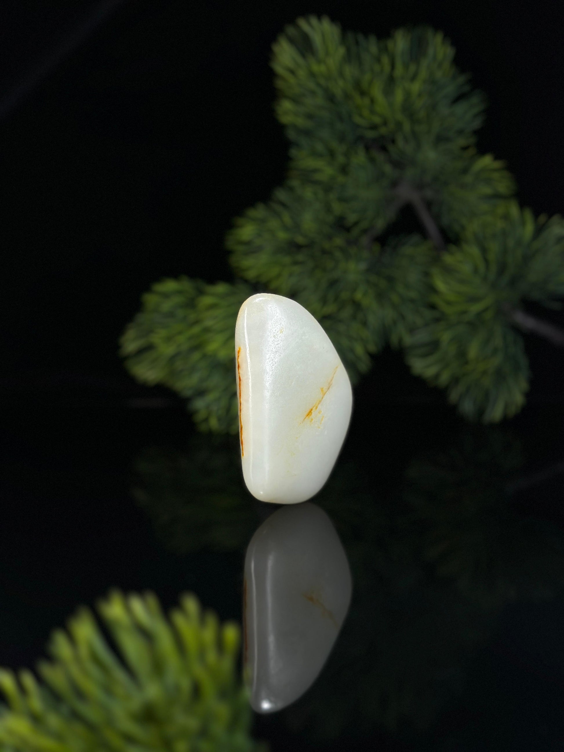新疆和田玉白玉洒红皮精品籽料手把件（yc504801）