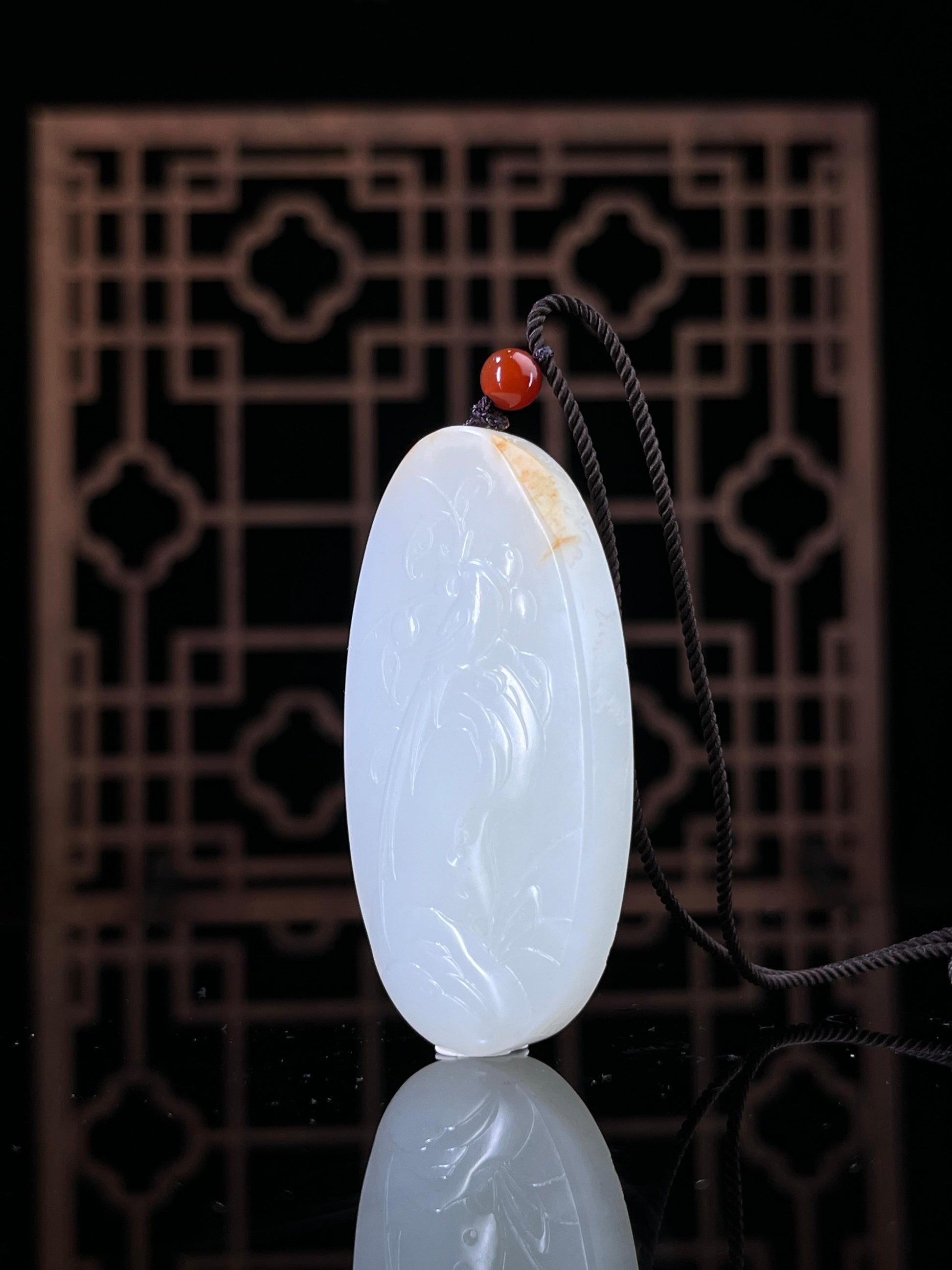 新疆和田玉天然籽料羊脂白玉挂件（yc232384）