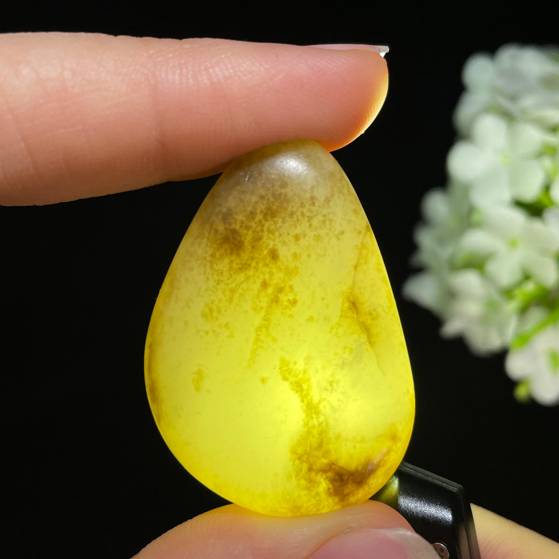 和田玉青白玉“梨云霜落”秋梨皮籽料（yc415007）