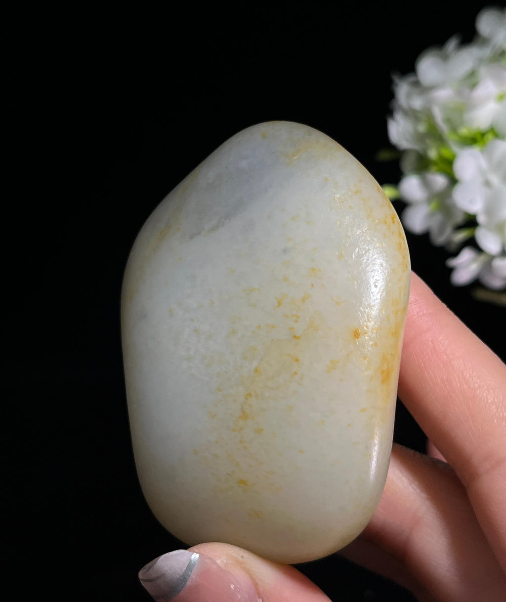 新疆和田玉白玉洒金皮带青花籽料原石手把件（yc245709）