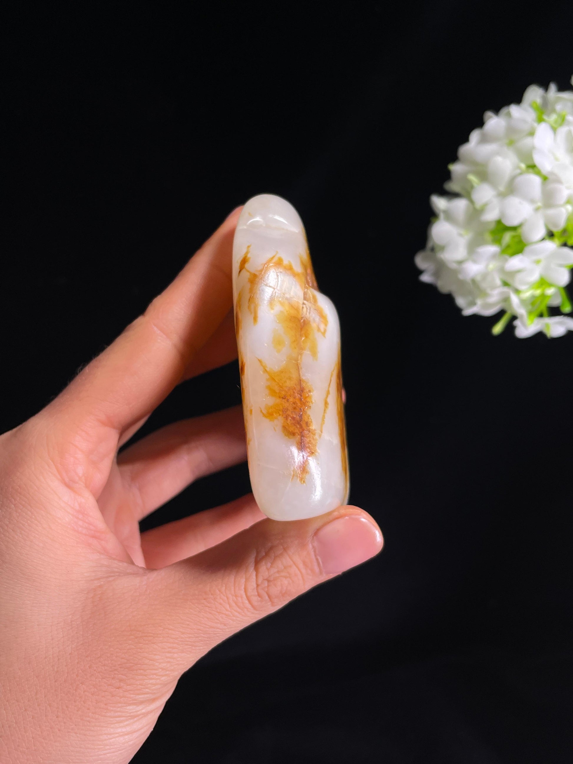 和田玉白玉洒金皮籽料原石摆件（yc265011）