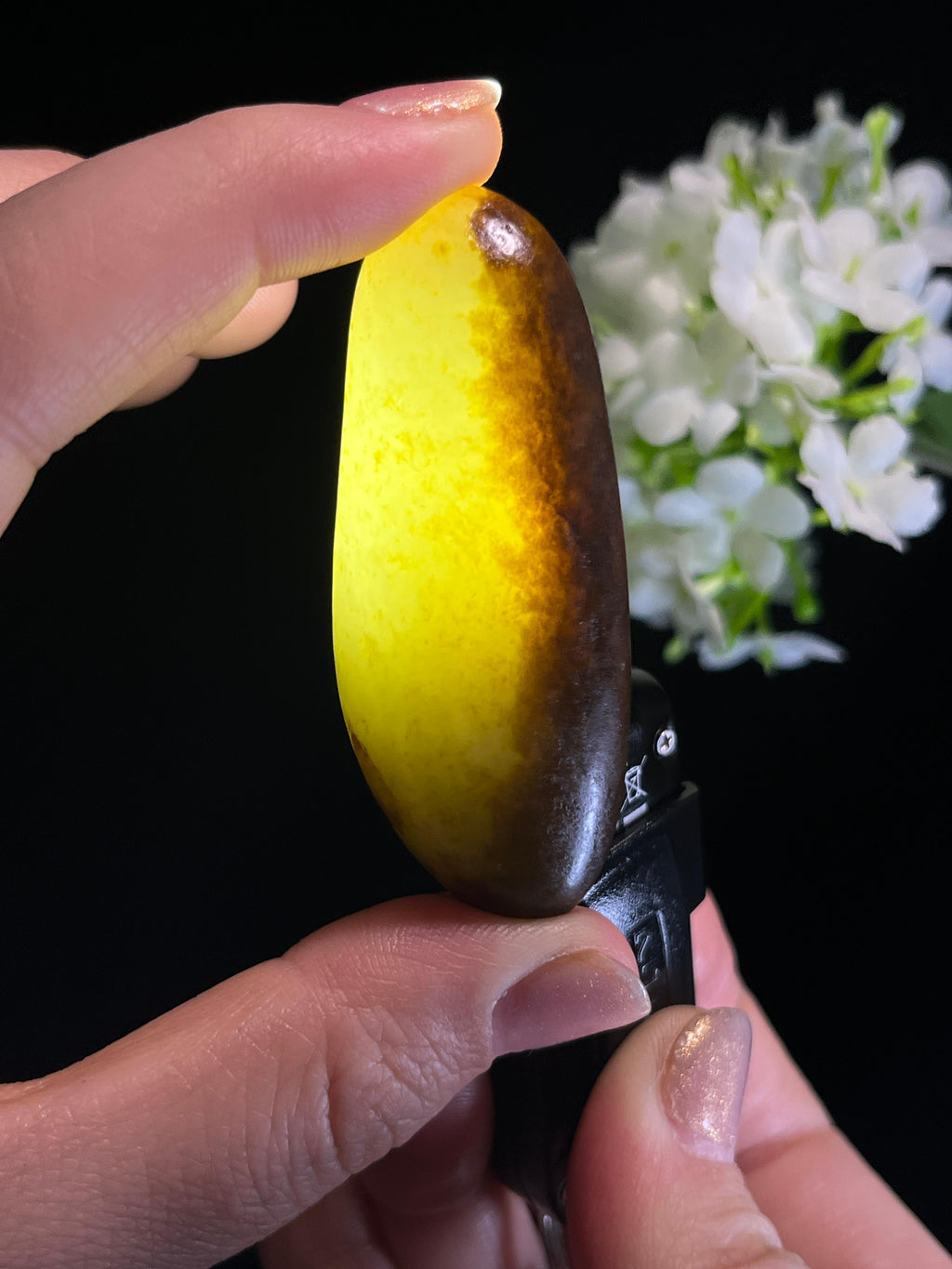 新疆天然和田玉秋梨皮籽料原石（yc274568）