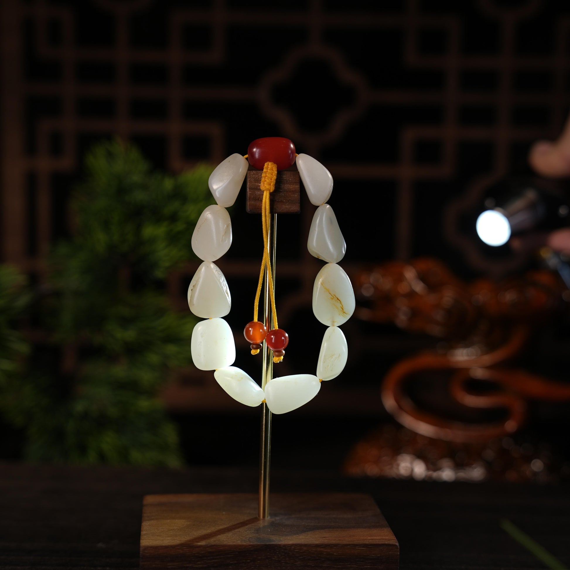 新疆天然和田玉洒金皮光白籽原籽手串（10颗）（yc455588）