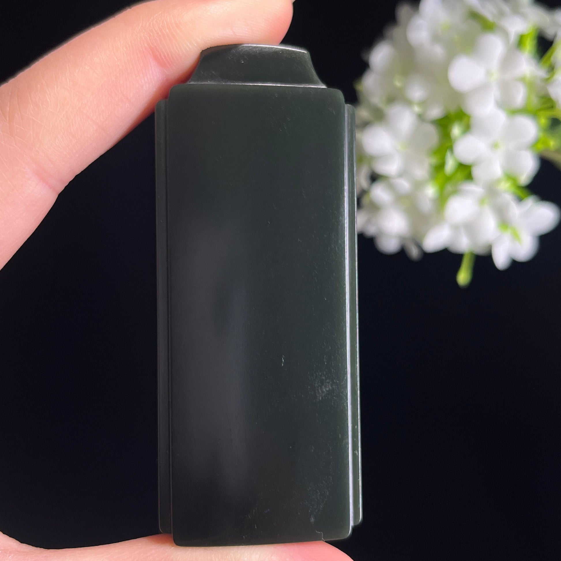 新疆天然和田玉“玄玉凝光”黑青平安无事牌（yc330213）