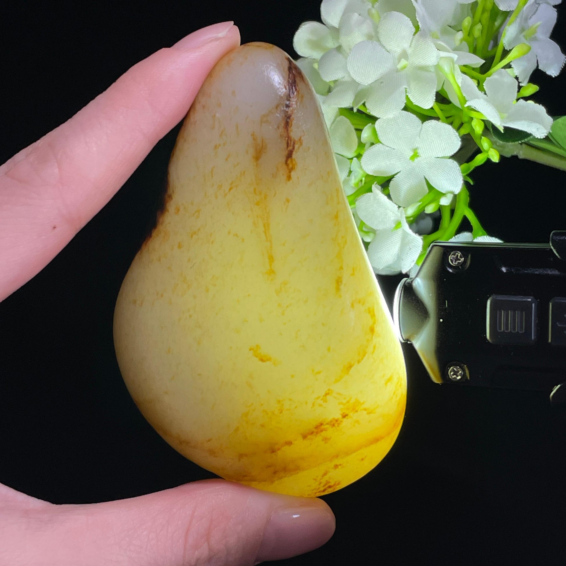 和田玉白玉“夜魄流霜”黑红皮洒金皮籽料（yc330367）