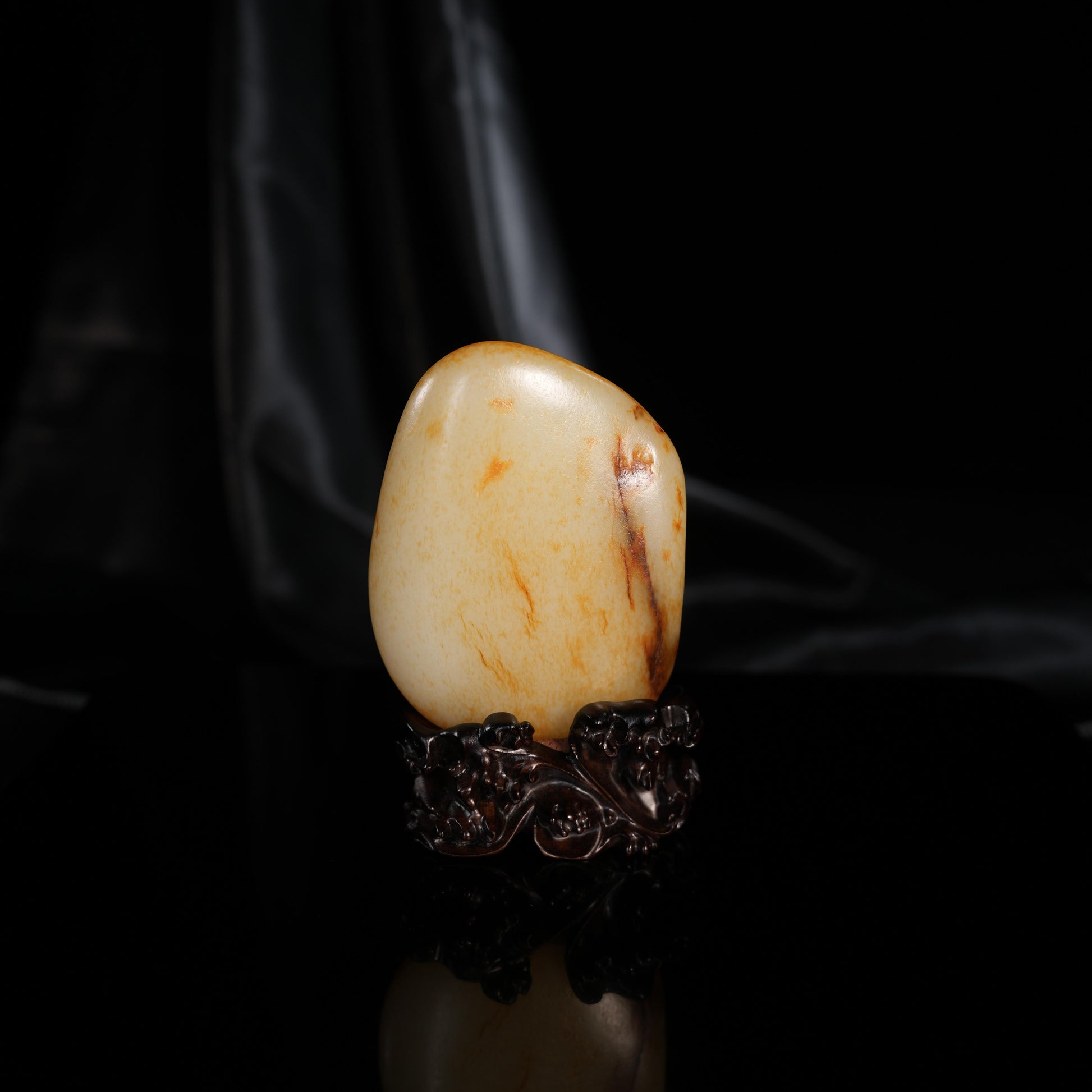 新疆和田玉“金纹纵雪”白玉洒金皮籽料（yc450354）