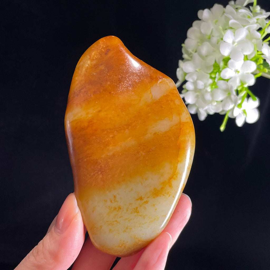 和田玉“金河分玉”白玉聚红皮籽料（yc422496）
