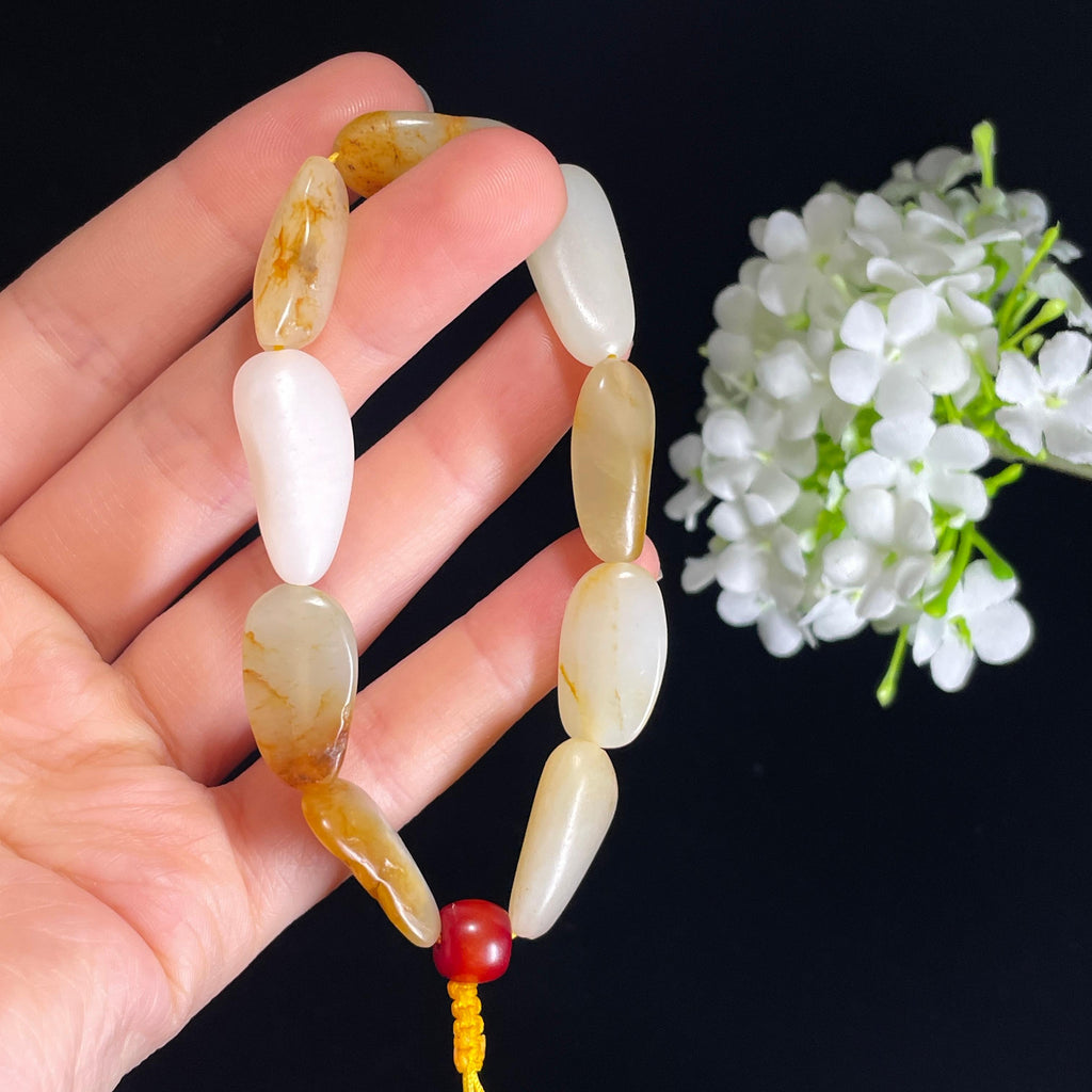 和田玉白玉青白玉红皮洒金皮原籽手串（9颗）（yc419147）