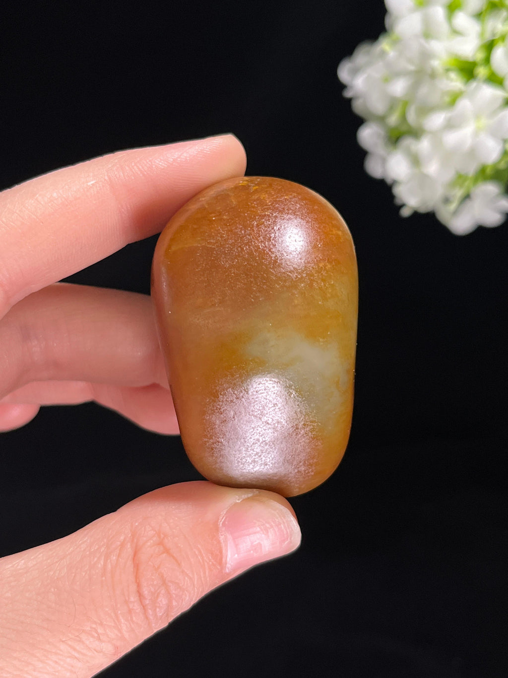 新疆和田玉红沁油皮籽料原石（yc255467）