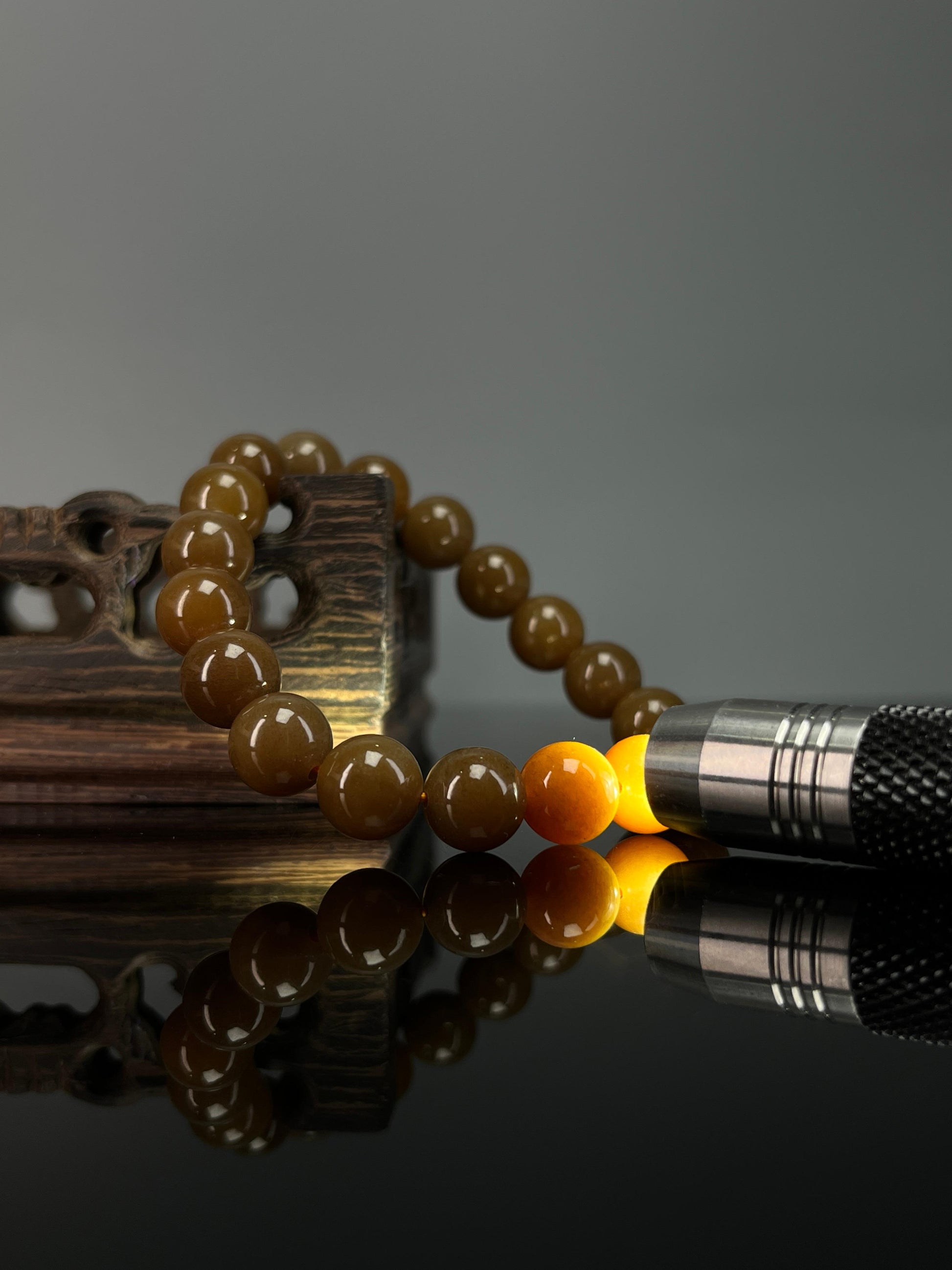 新疆和田玉且末糖料手串（秒）（yc234042）