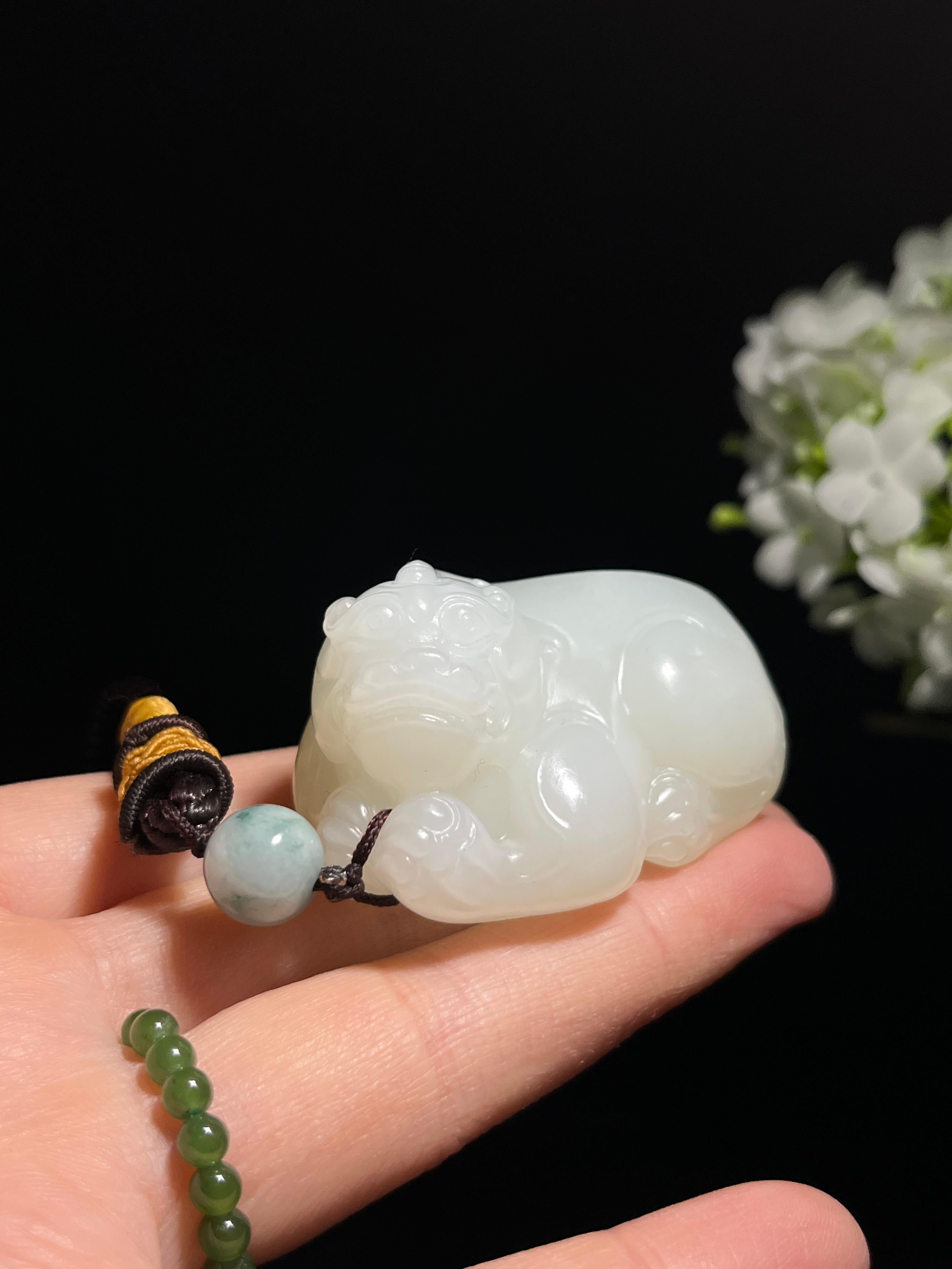 和田玉貔貅把件/ 吊坠（yc258307） – 添福玉器