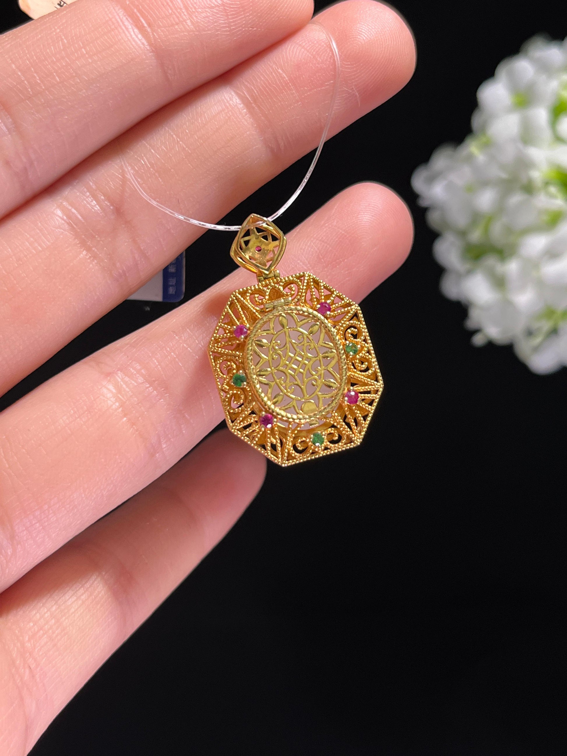 新疆天然和田玉羊脂白玉18k金镶吊坠（yc260368）