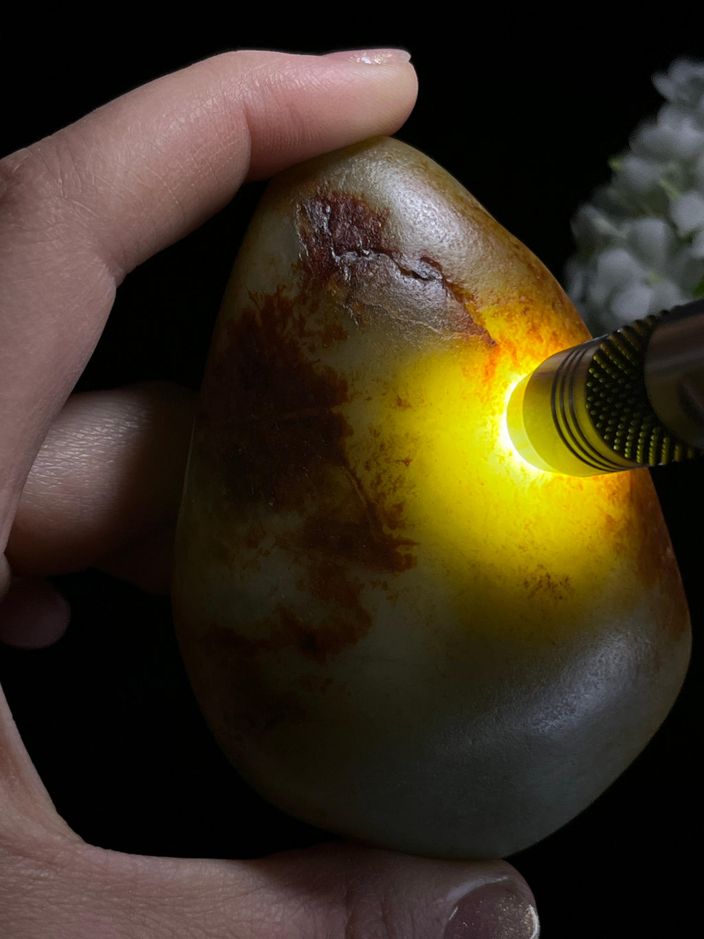 新疆天然和田玉籽料原石聚红皮手把件（yc262717）