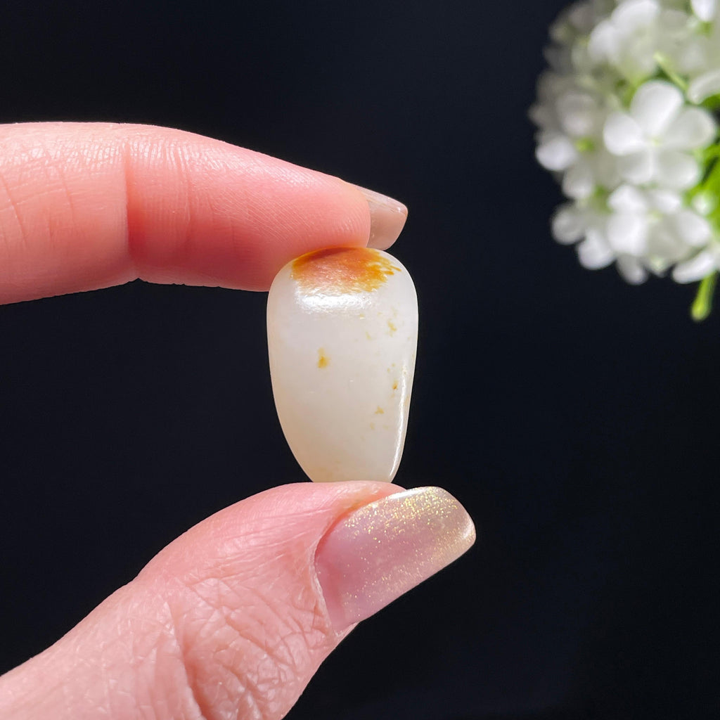 新疆天然和田玉白玉洒金皮聚红皮精品戒面籽（yc362966）