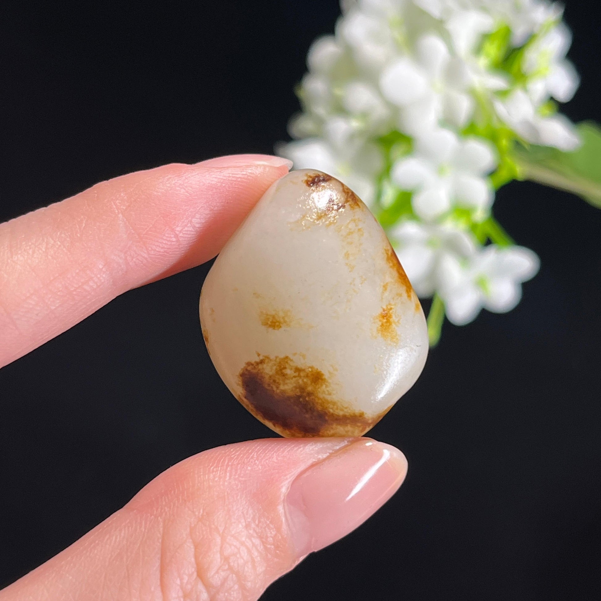 和田玉白玉“秋霜凝雨”秋梨皮籽料（yc330209）