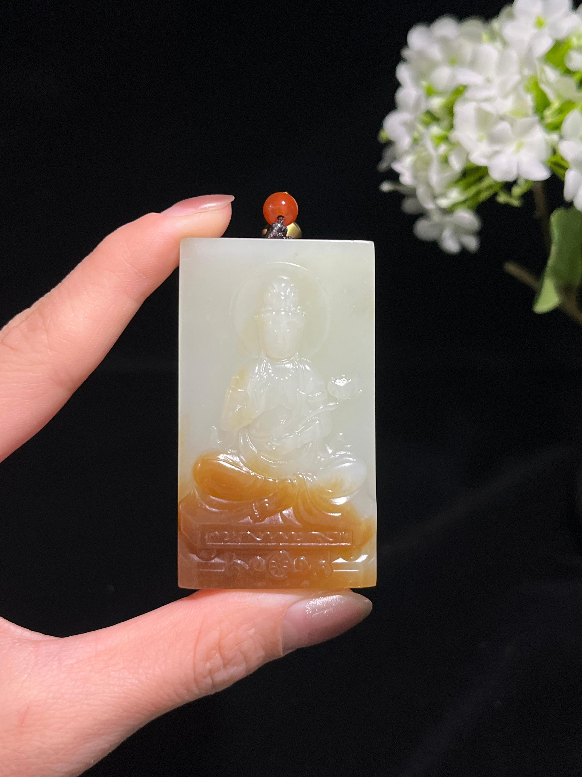 和田玉且末糖蓝观音雕刻牌（yc250448）