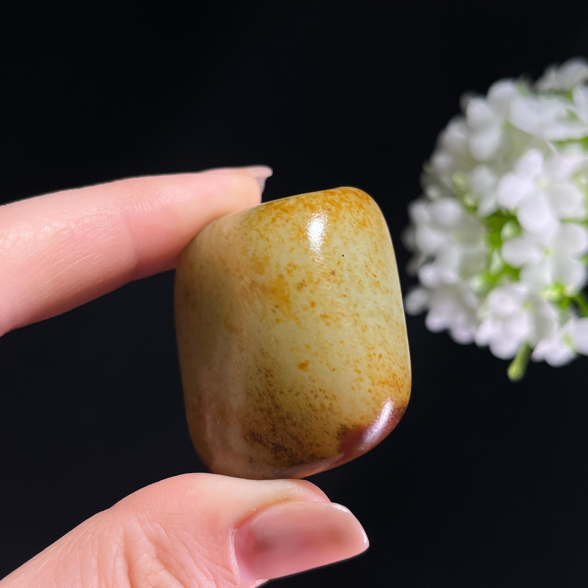 和田玉青白玉“野径流金”红皮洒金皮籽料（yc379050）