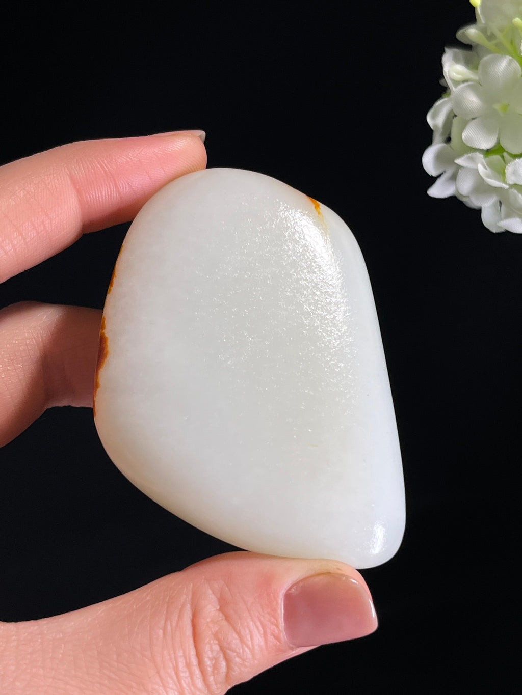 和田一级白玉洒红皮籽料原石（yc276511）
