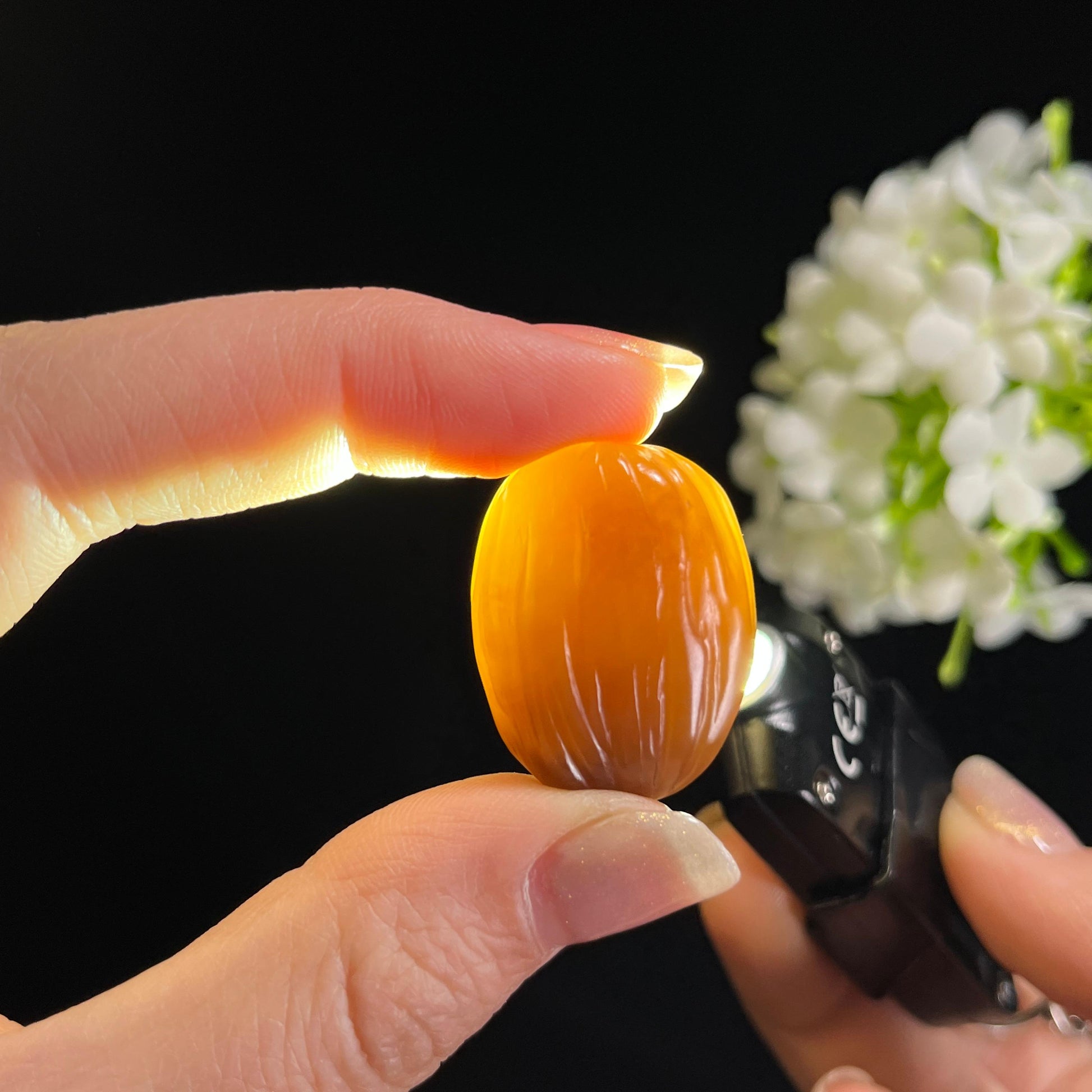 广告流，新疆天然和田玉糖玉“蜜蜡吉枣”红枣雕刻挂件（yc312733）