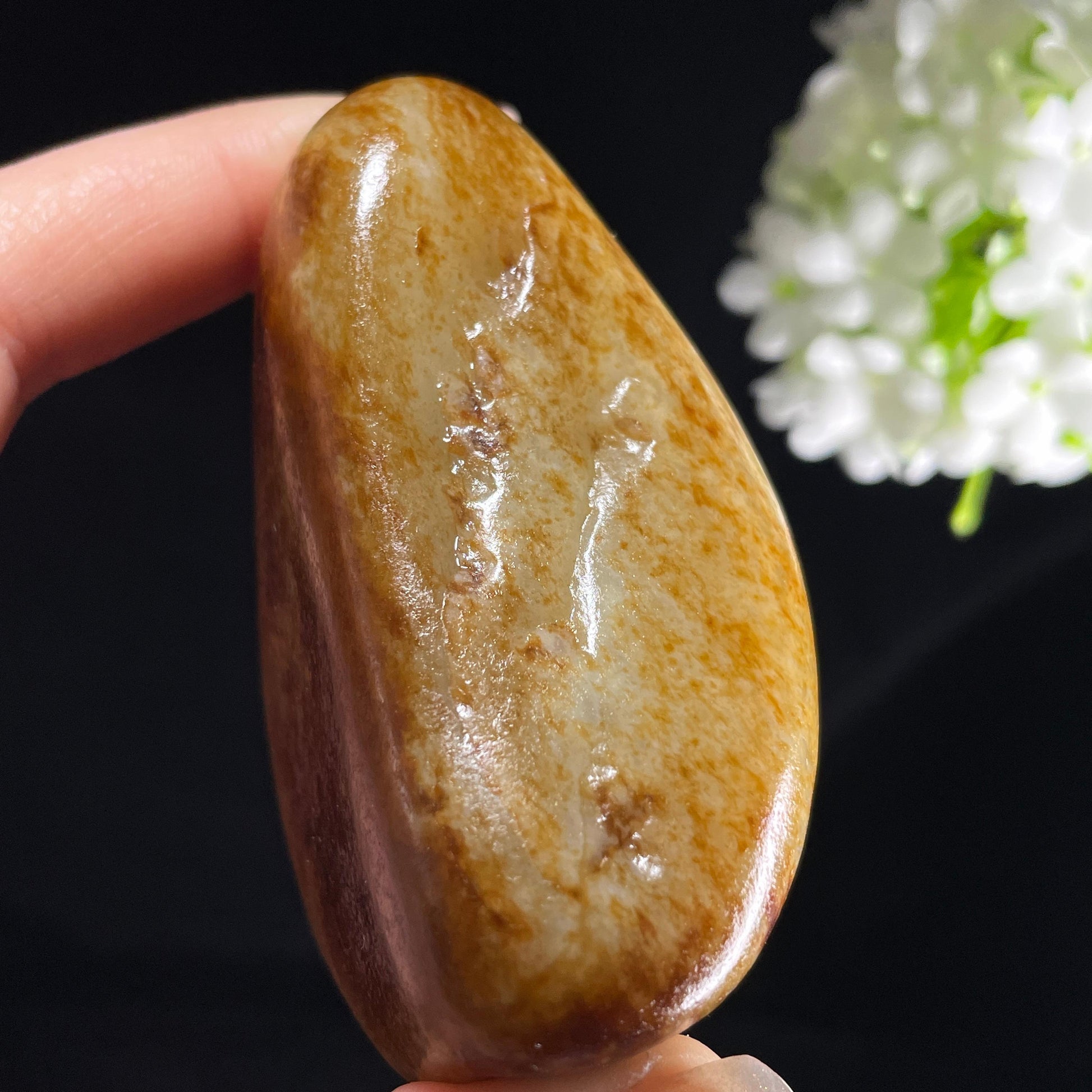 和田玉青白玉“丹峰染霞”洒金黑红皮籽料（yc394260）