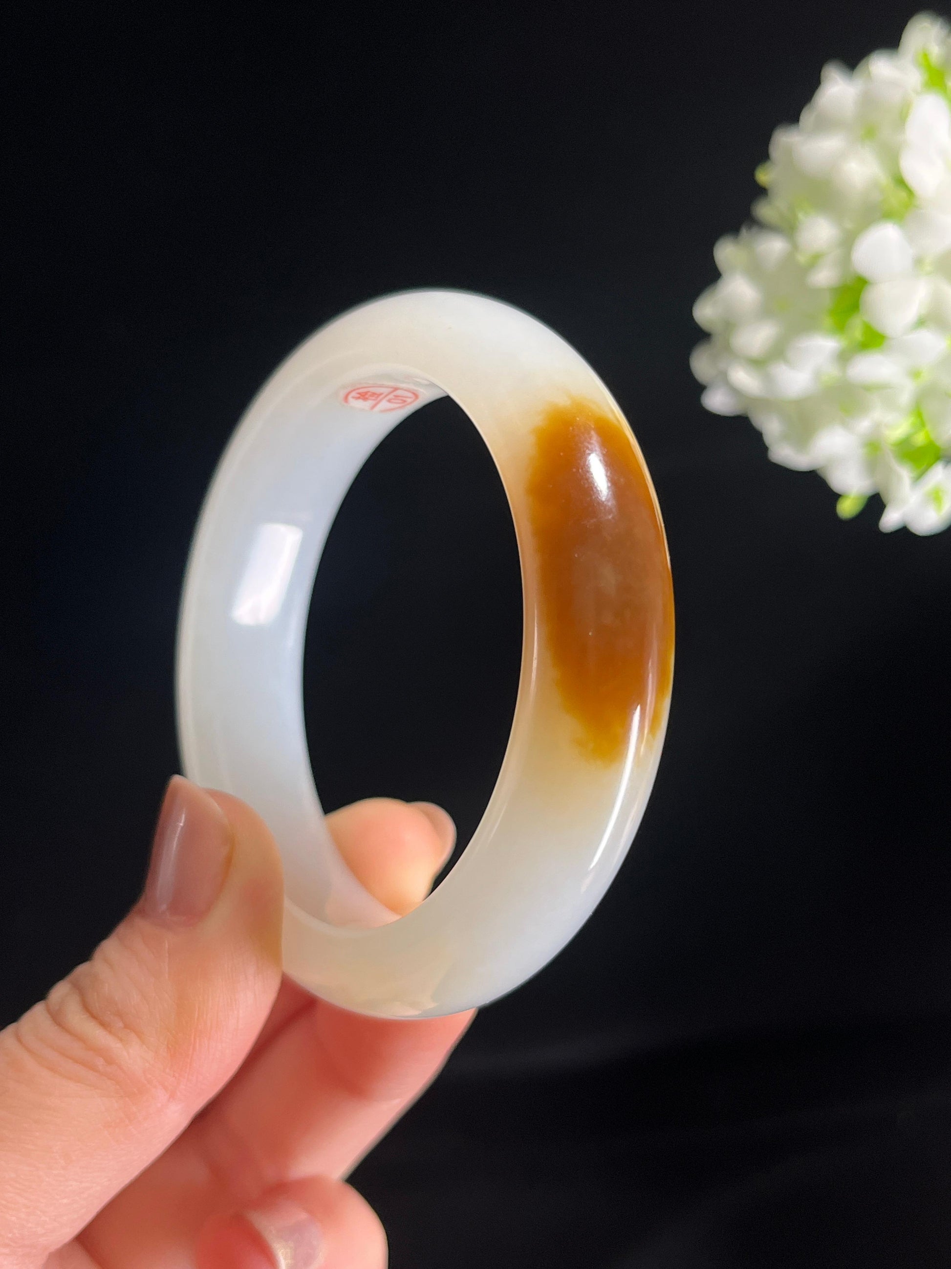 新疆天然和田玉“金糖裹月”且末糖白手镯（卡55）（yc278285）