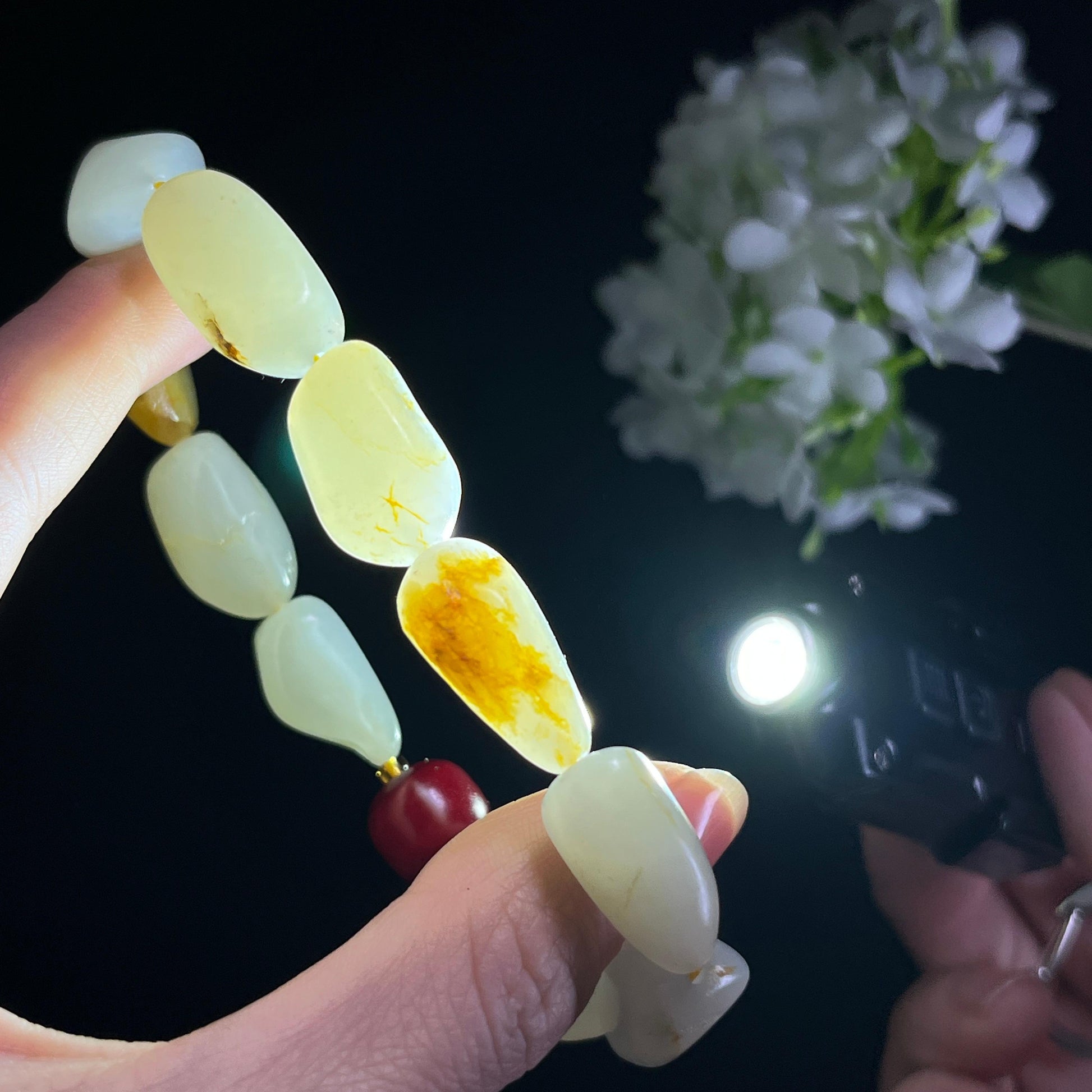 和田玉白玉青白玉洒金皮籽料原籽手串（yc347446）