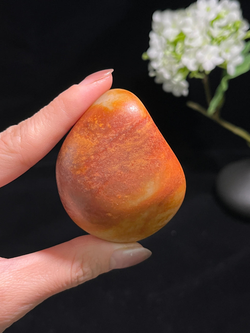 新疆和田玉收藏级红沁皮籽料原石（yc253578）