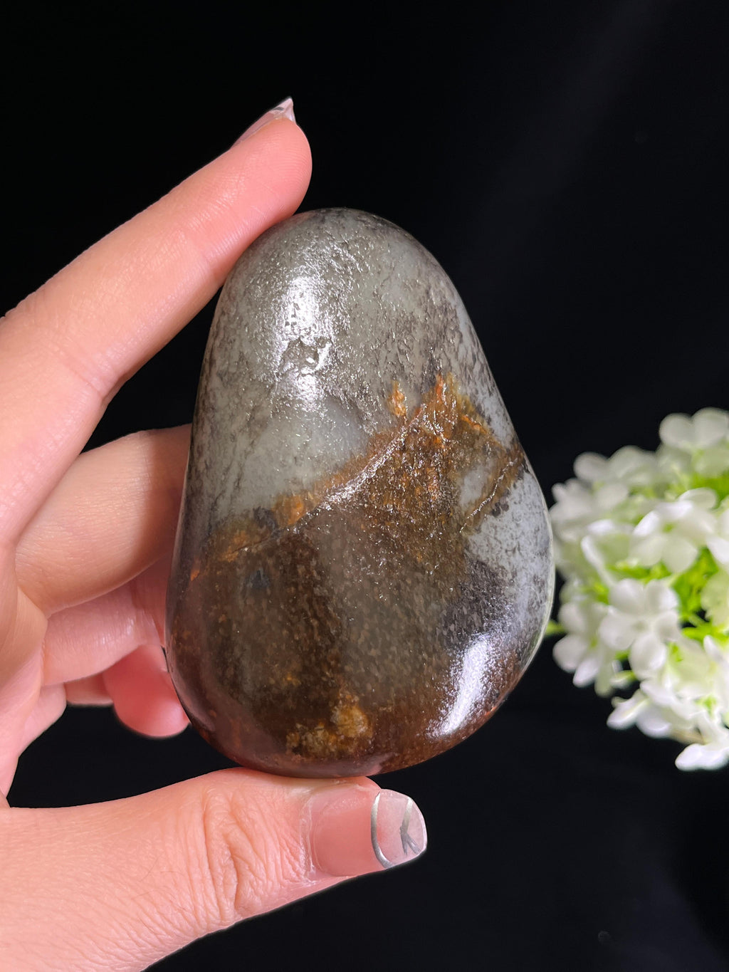 新疆和田玉天然油库籽料原石手把件（yc250206）