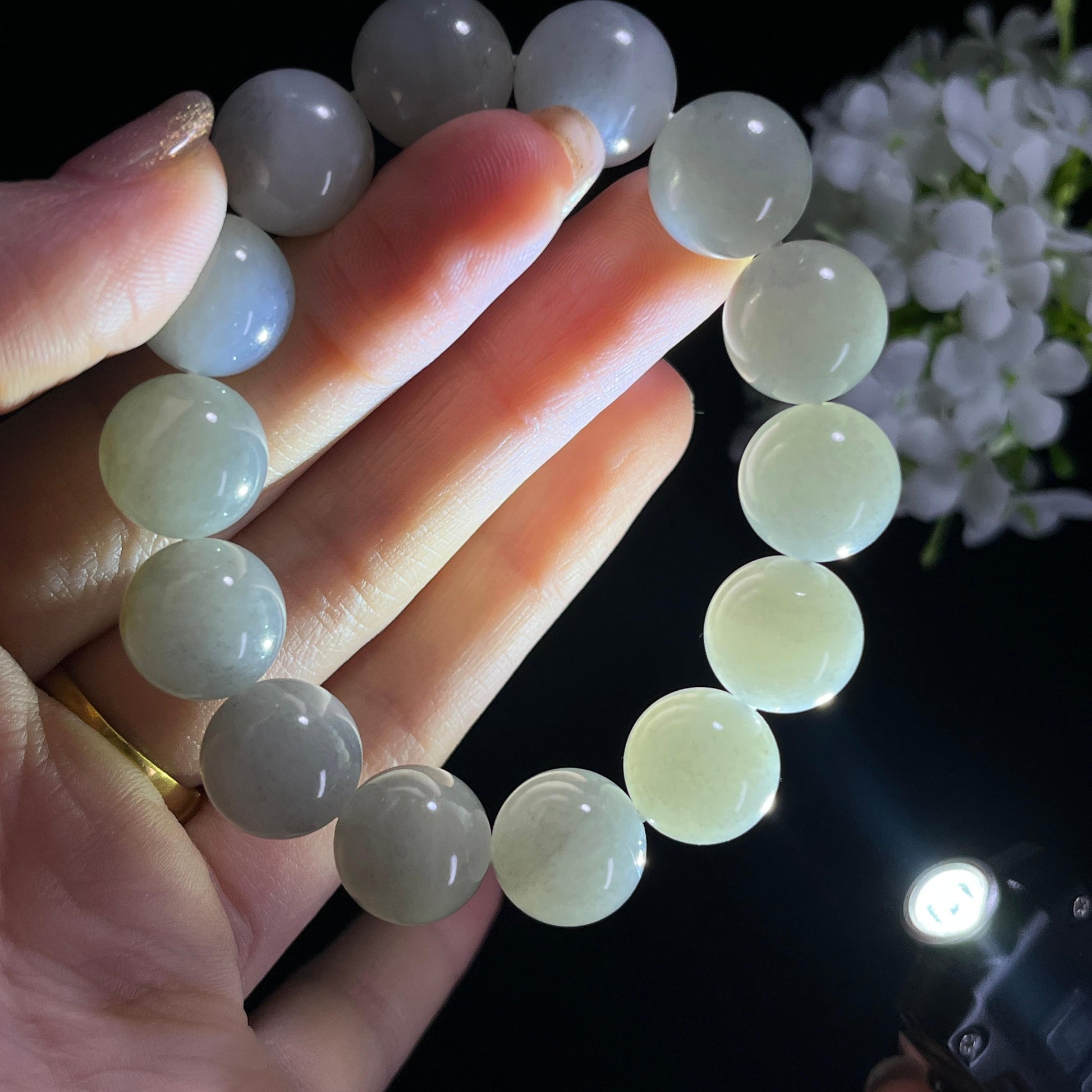 和田玉点墨青花带洒金皮籽料手串（卡14）（yc303430）