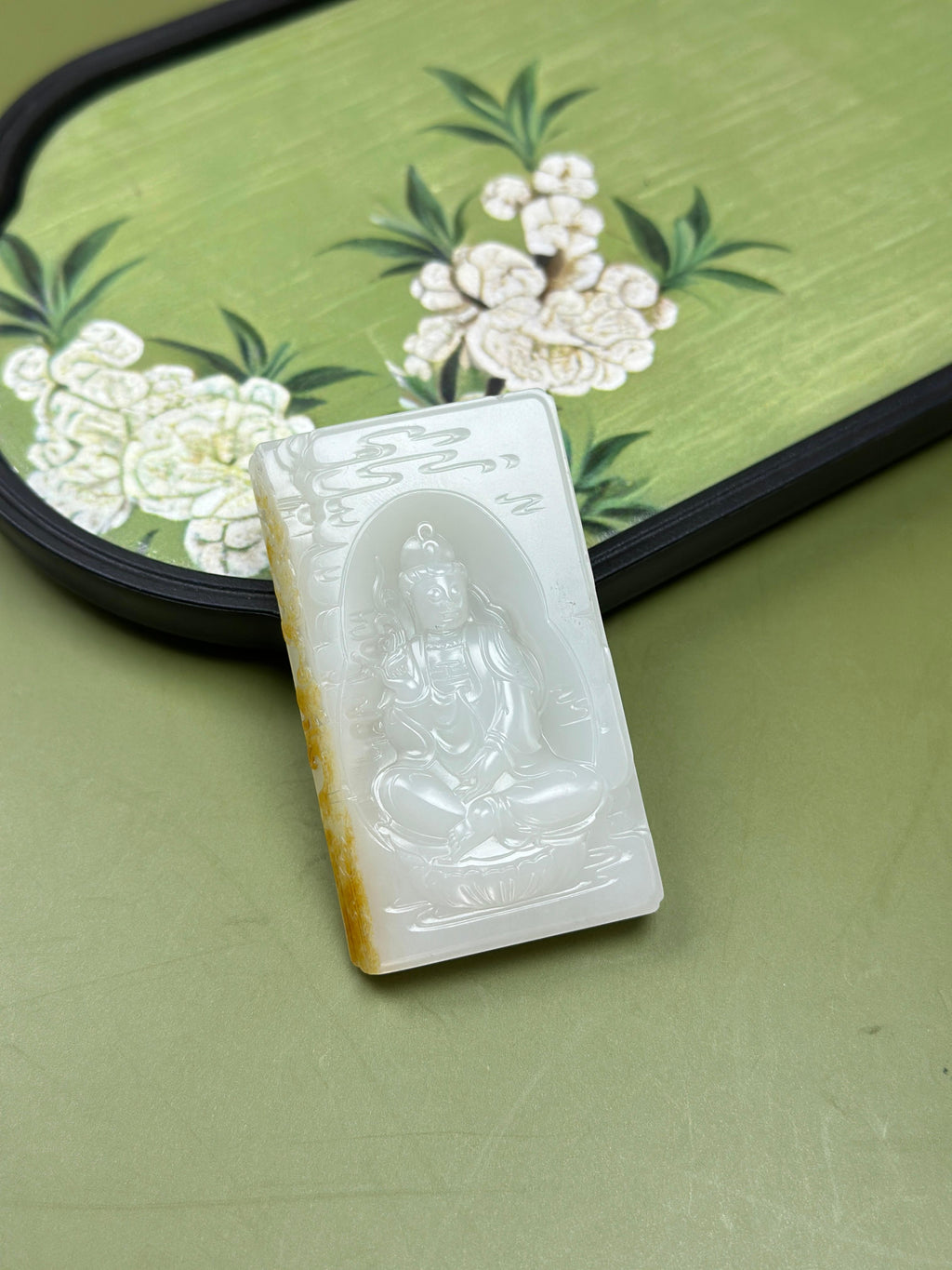 臻品新疆和田玉白玉洒金皮籽料观音玉牌挂件（yc765469）