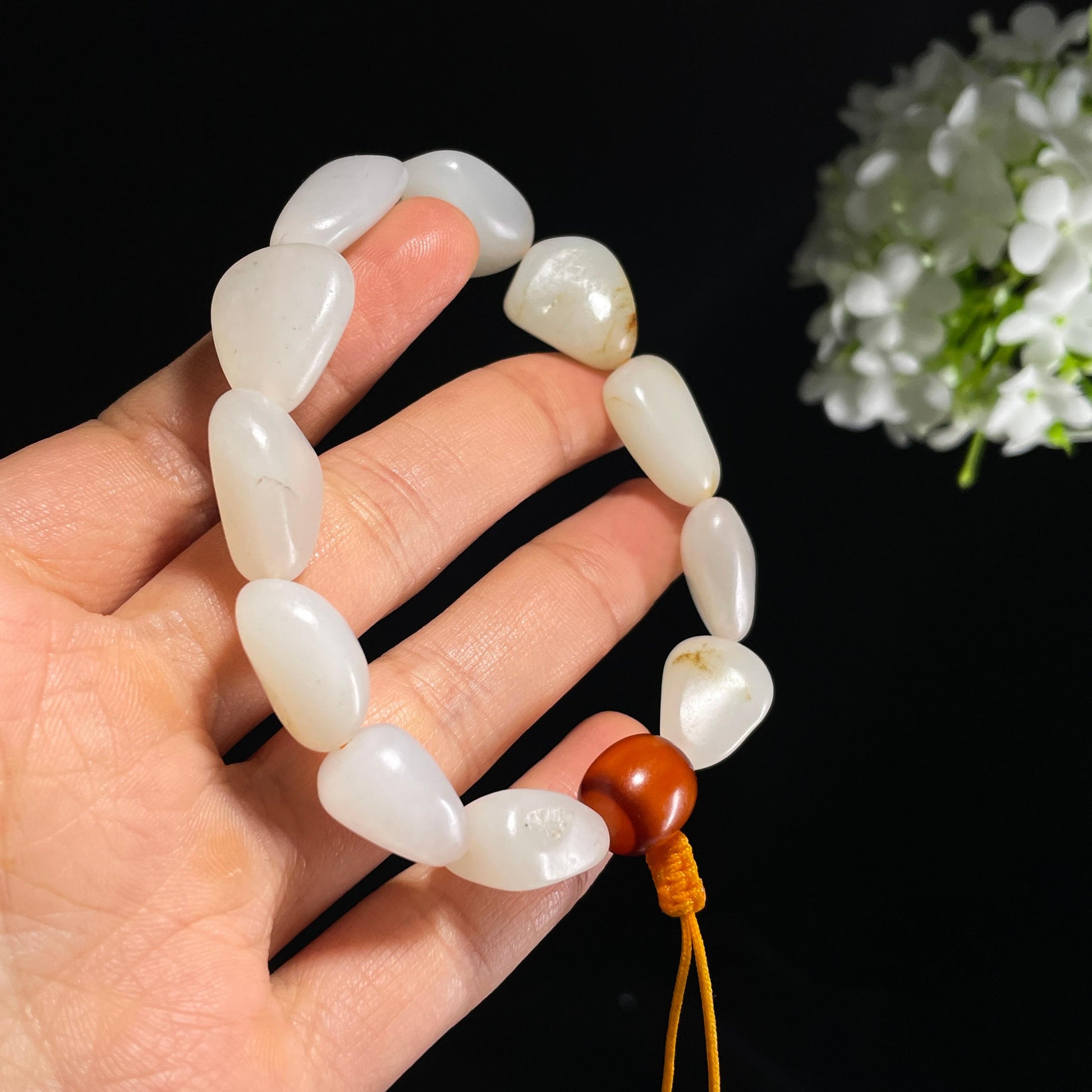 新疆天然和田玉白玉青白玉浅洒金皮原籽手串（yc355810）