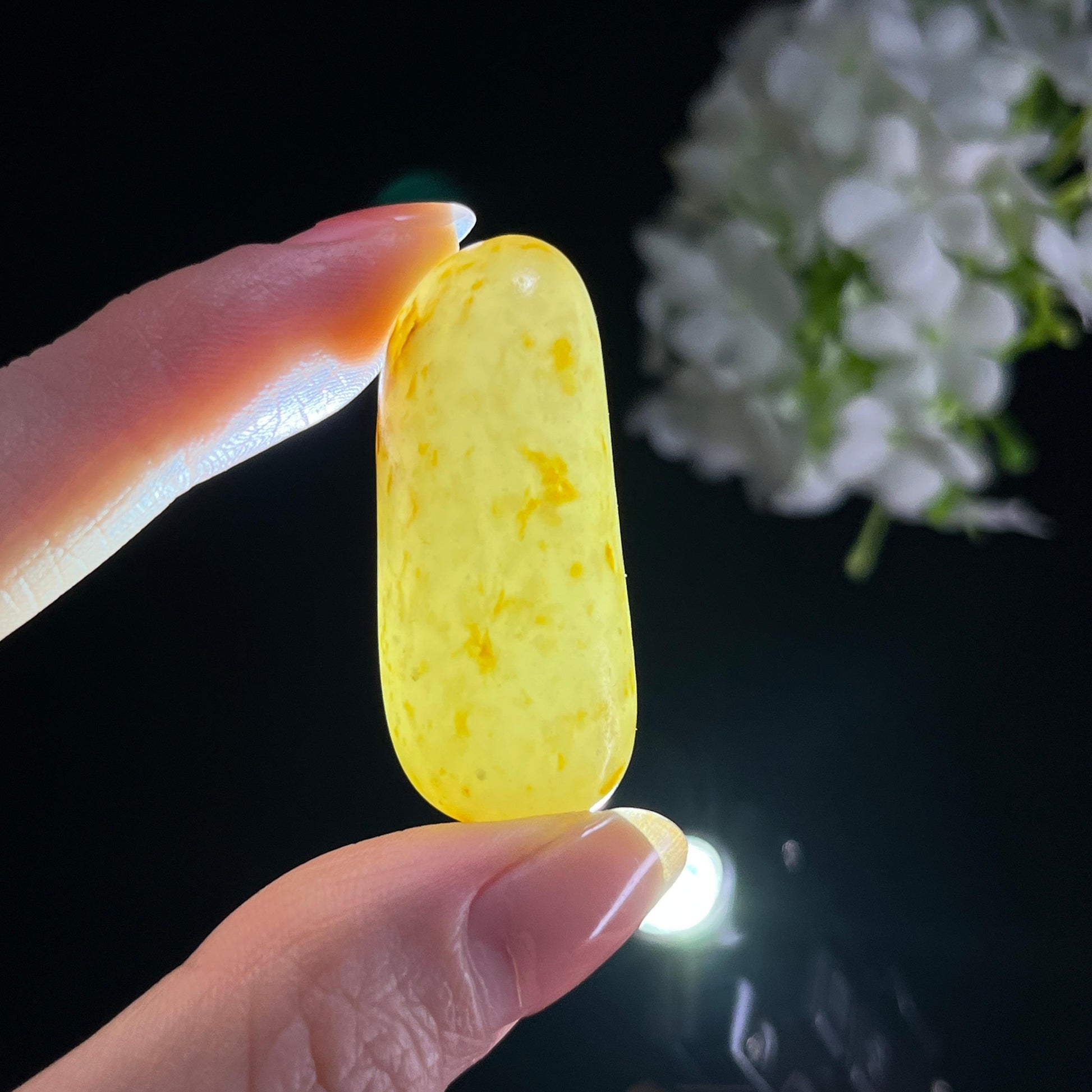和田玉白玉“闲庭落金”洒金皮籽料（yc351089）