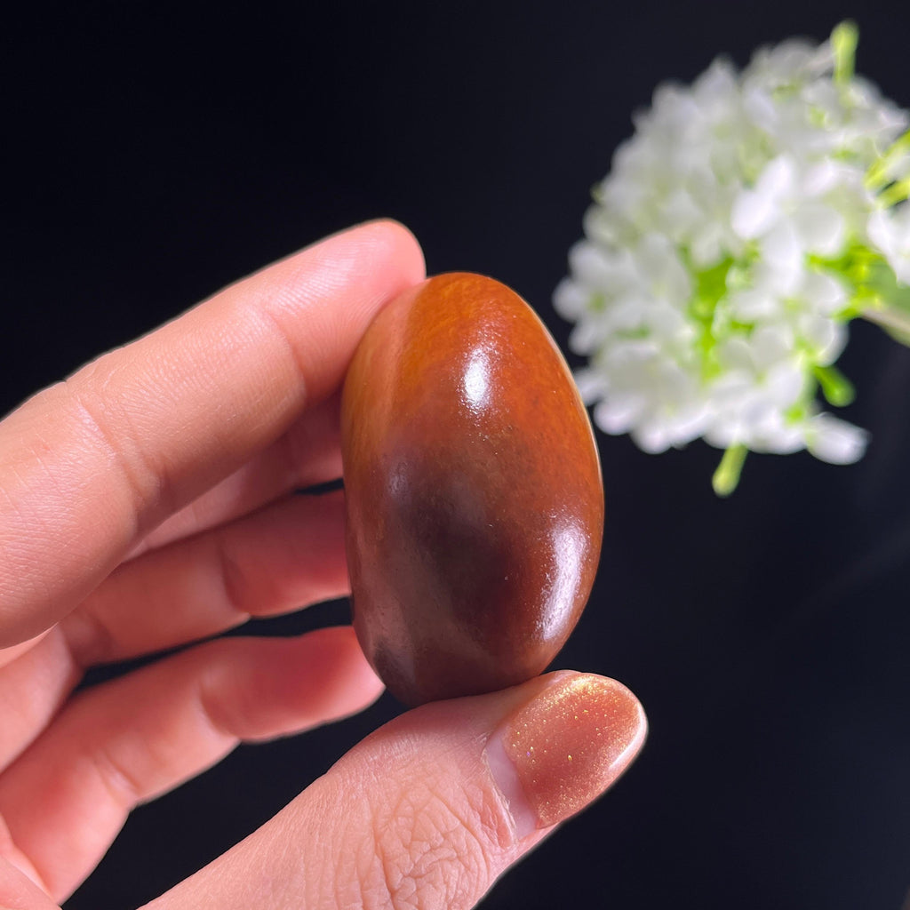 新疆天然和田玉“落日衔山”红沁籽料（yc392612）