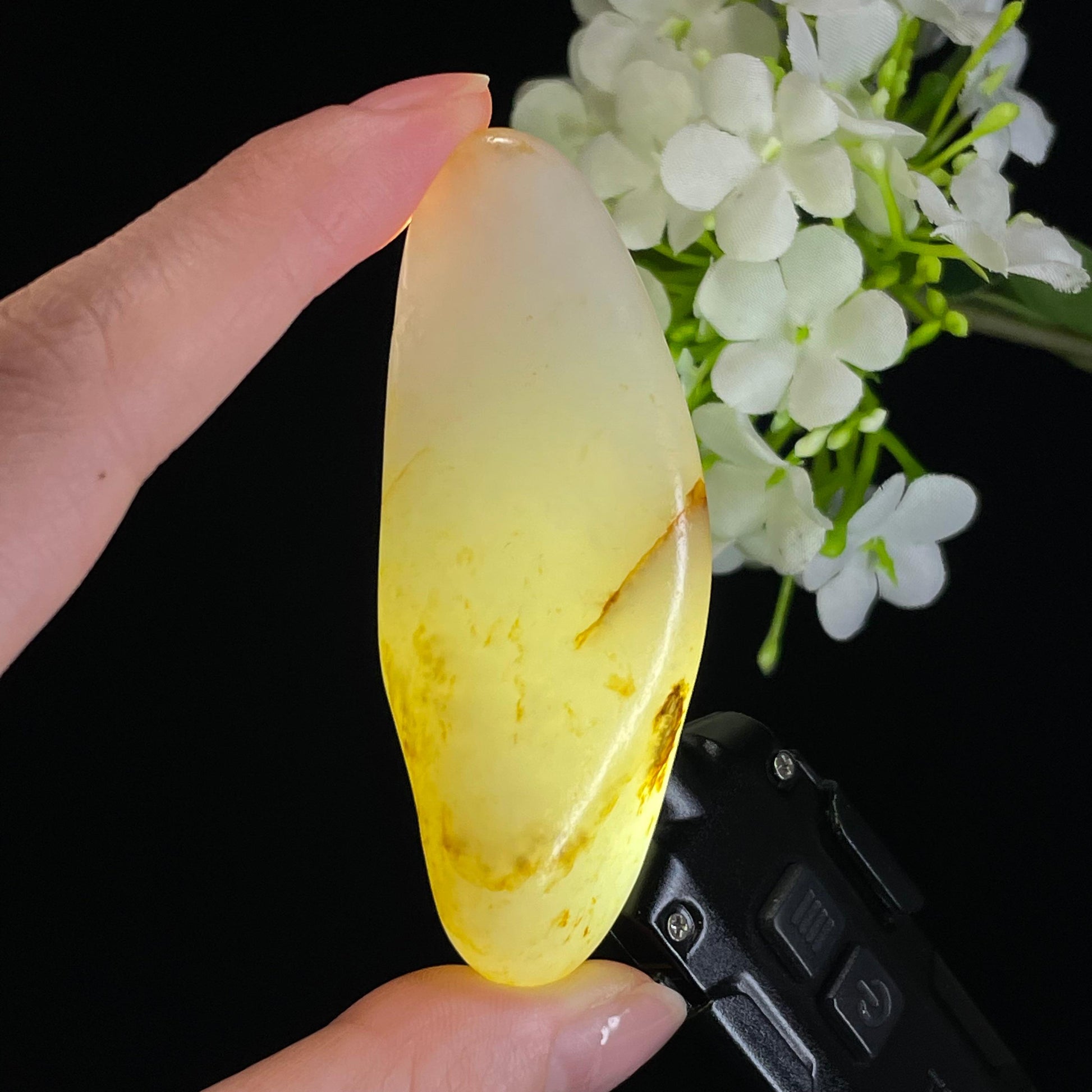 和田玉白玉洒金皮“雪叶流金”籽料原石（yc310059）