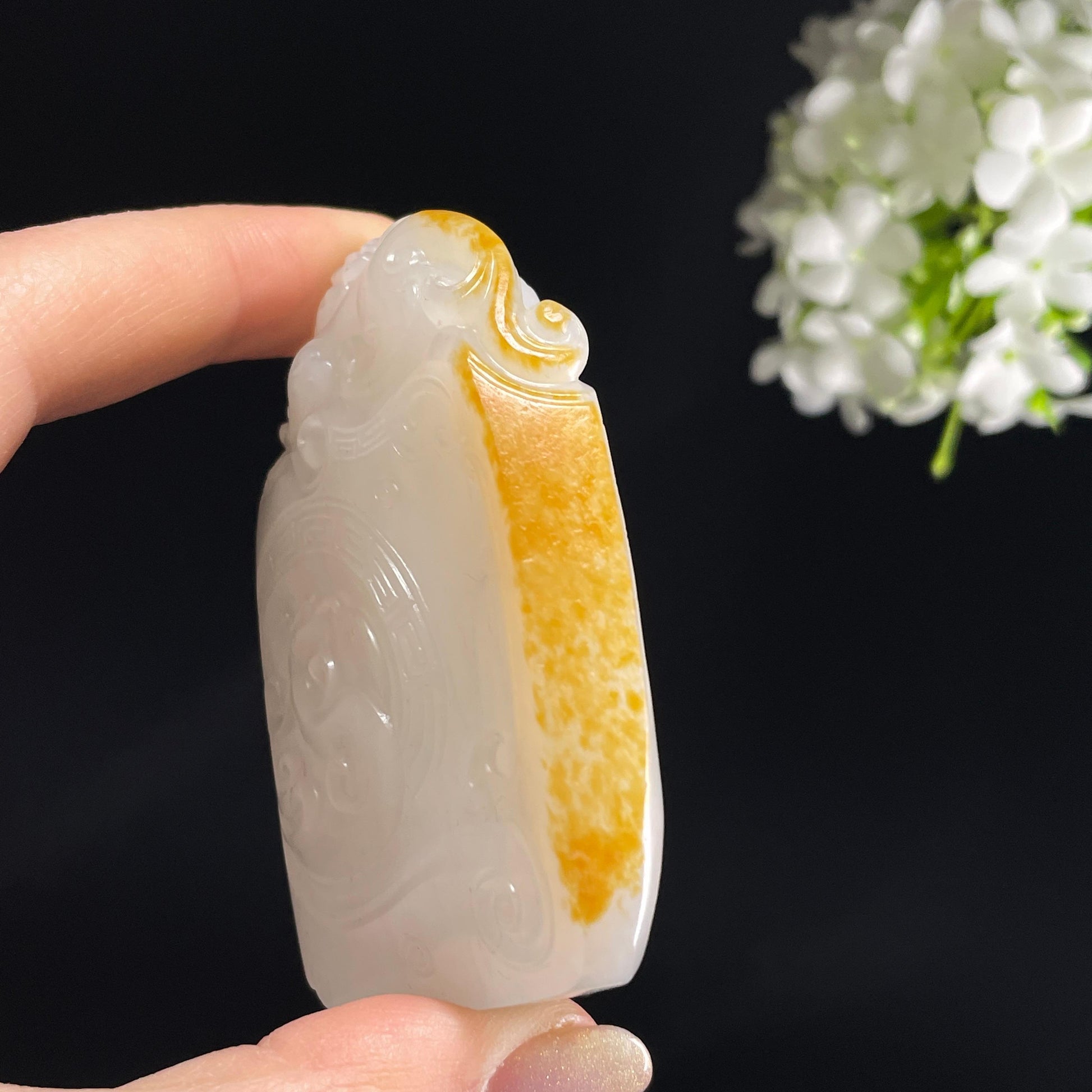 和田玉高青白洒金皮“龙纹金章”籽料仿古牌（yc355958）