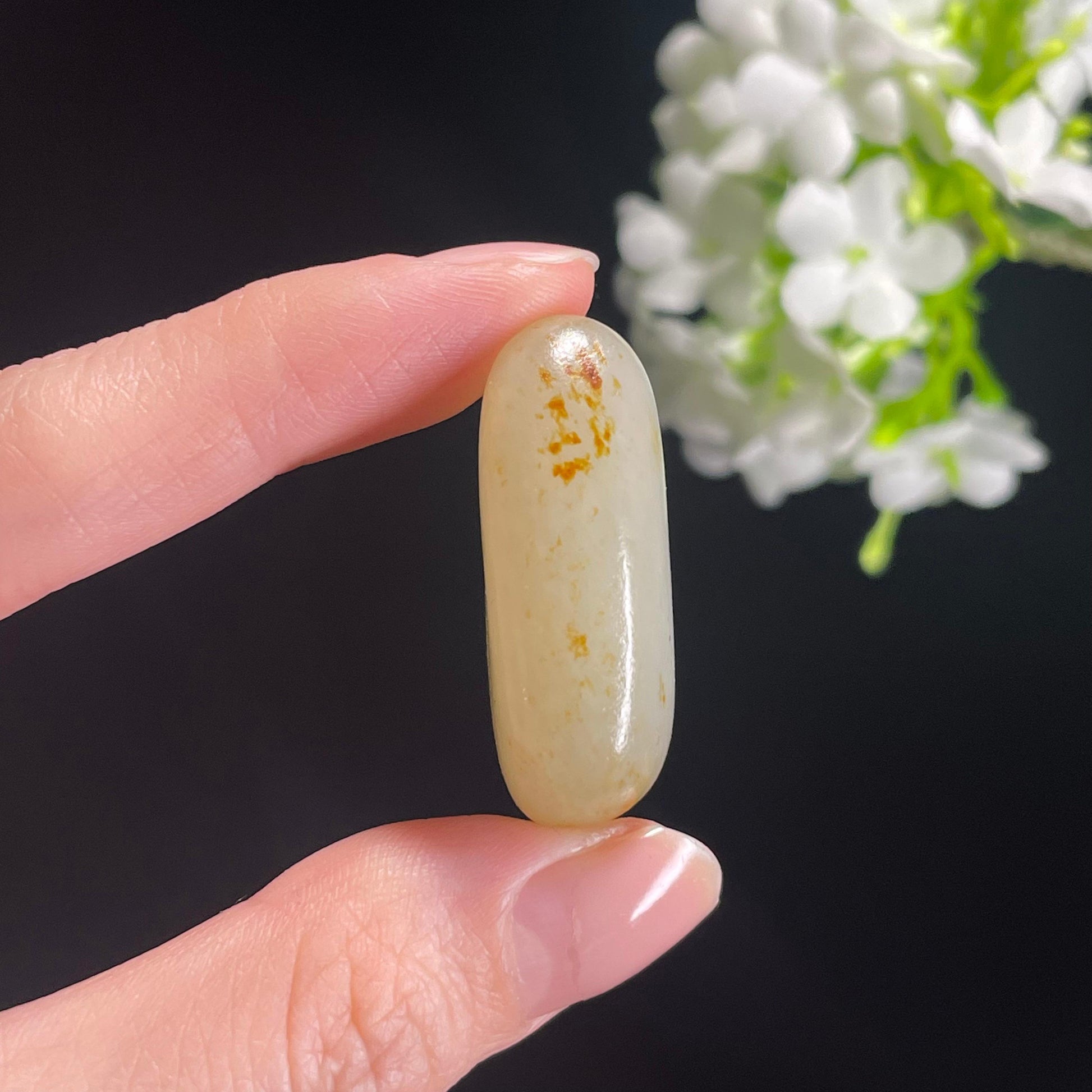 和田玉青白玉洒金聚红皮“云霞凝霜”籽料原石（yc311964）