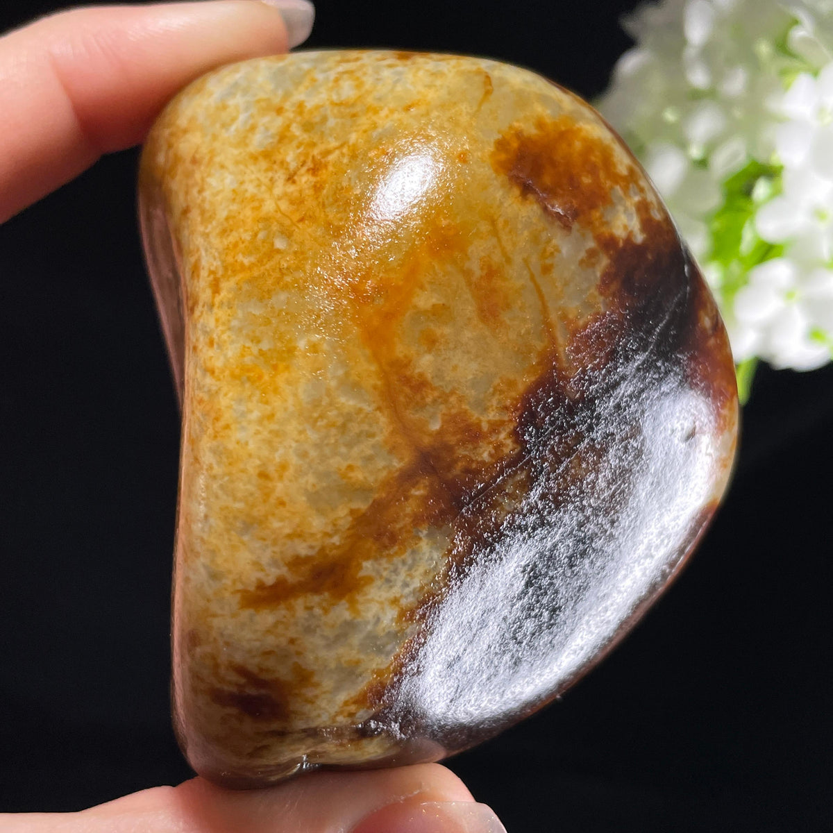 和田玉青白玉“丹峰染霞”洒金黑红皮籽料（yc394260）