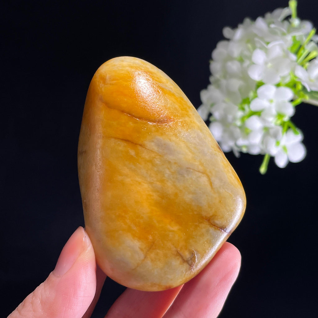 新疆和田玉“全金蕴白”青白玉黄沁皮籽料（yc436390）